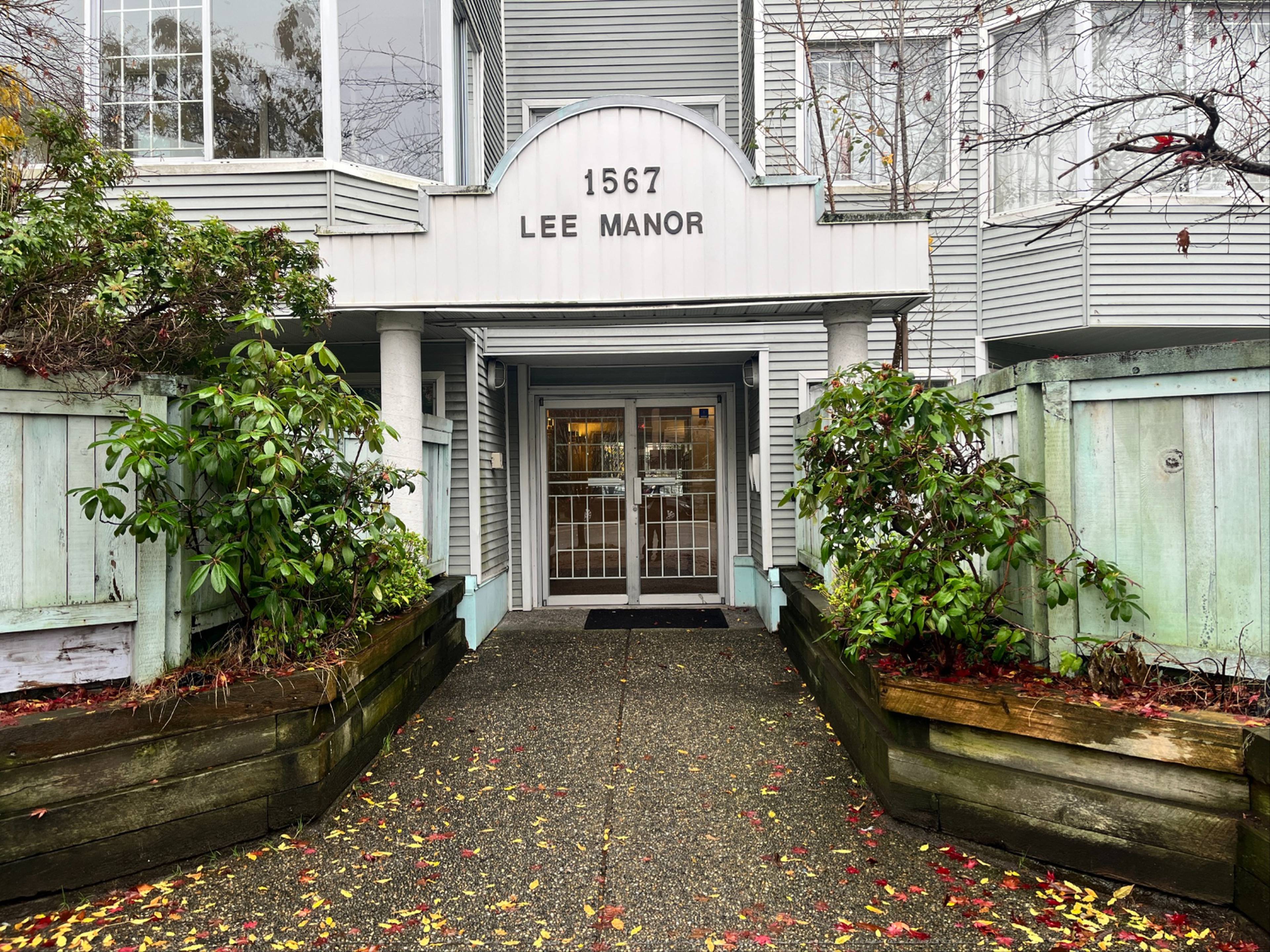 1 ch.  · 1 s. de bains for rent $1,780 / mois