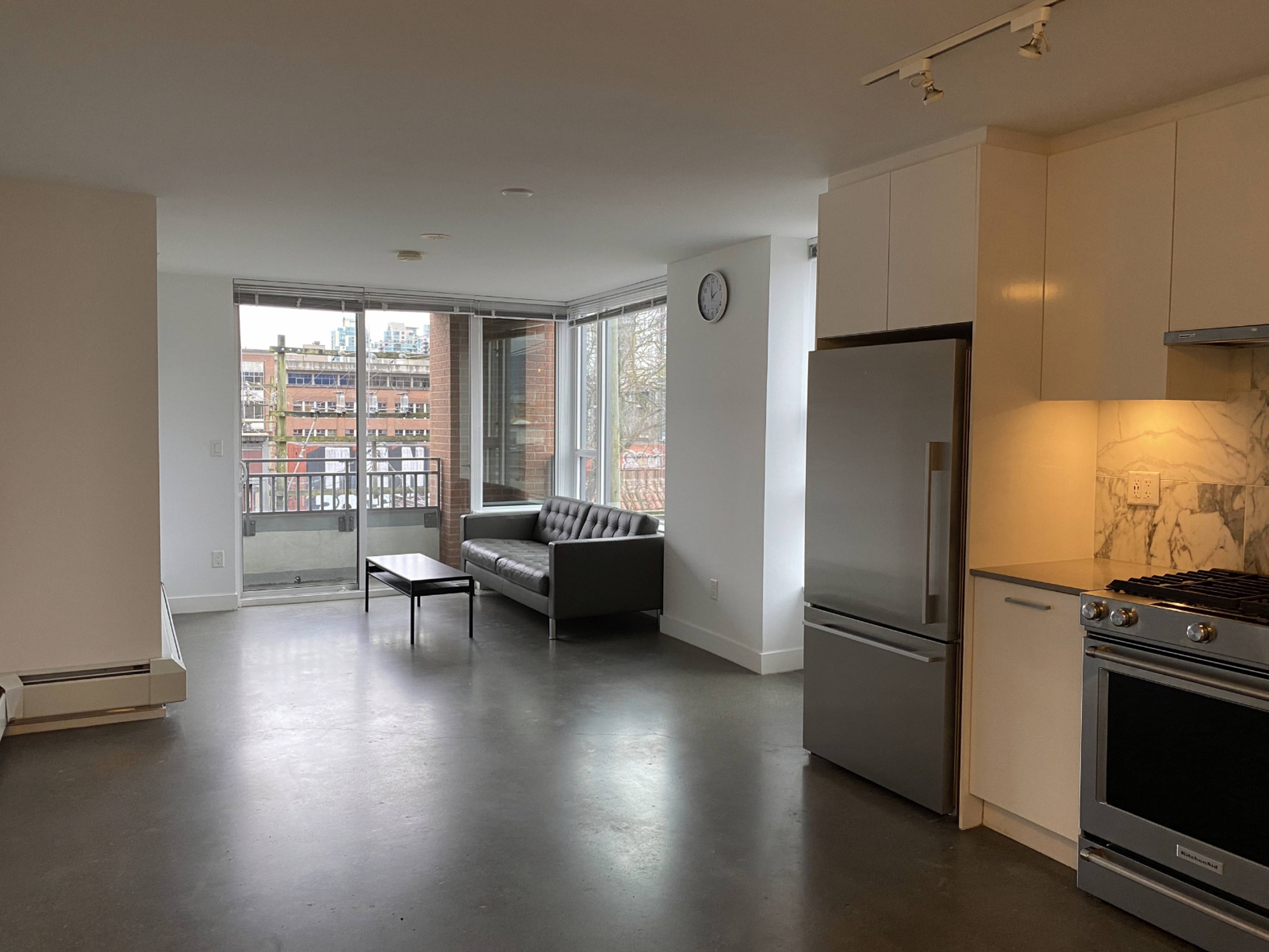 2 Bed  · 1 Bath for rent $3,200 / month