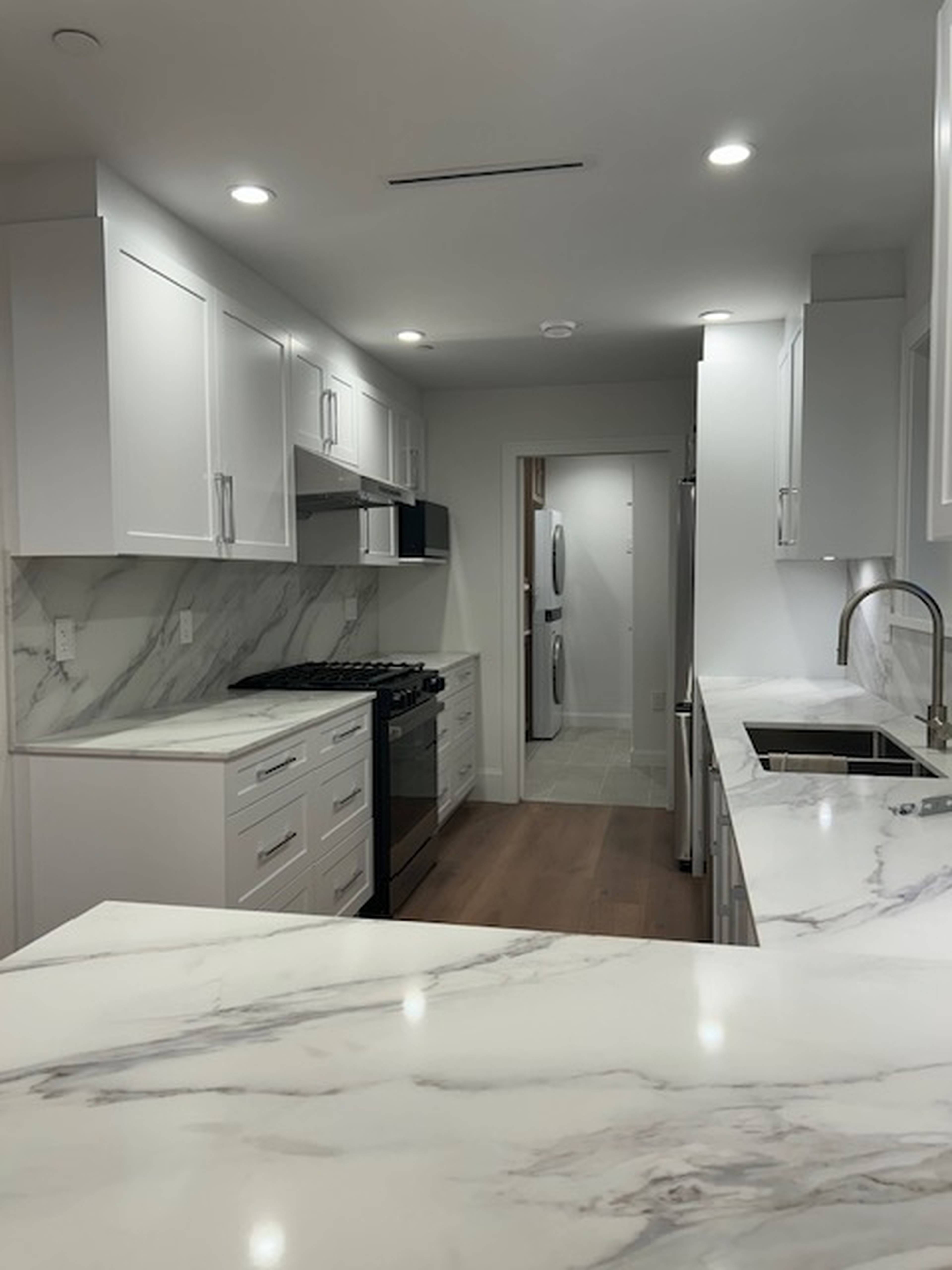 4065 W 14th Ave 15