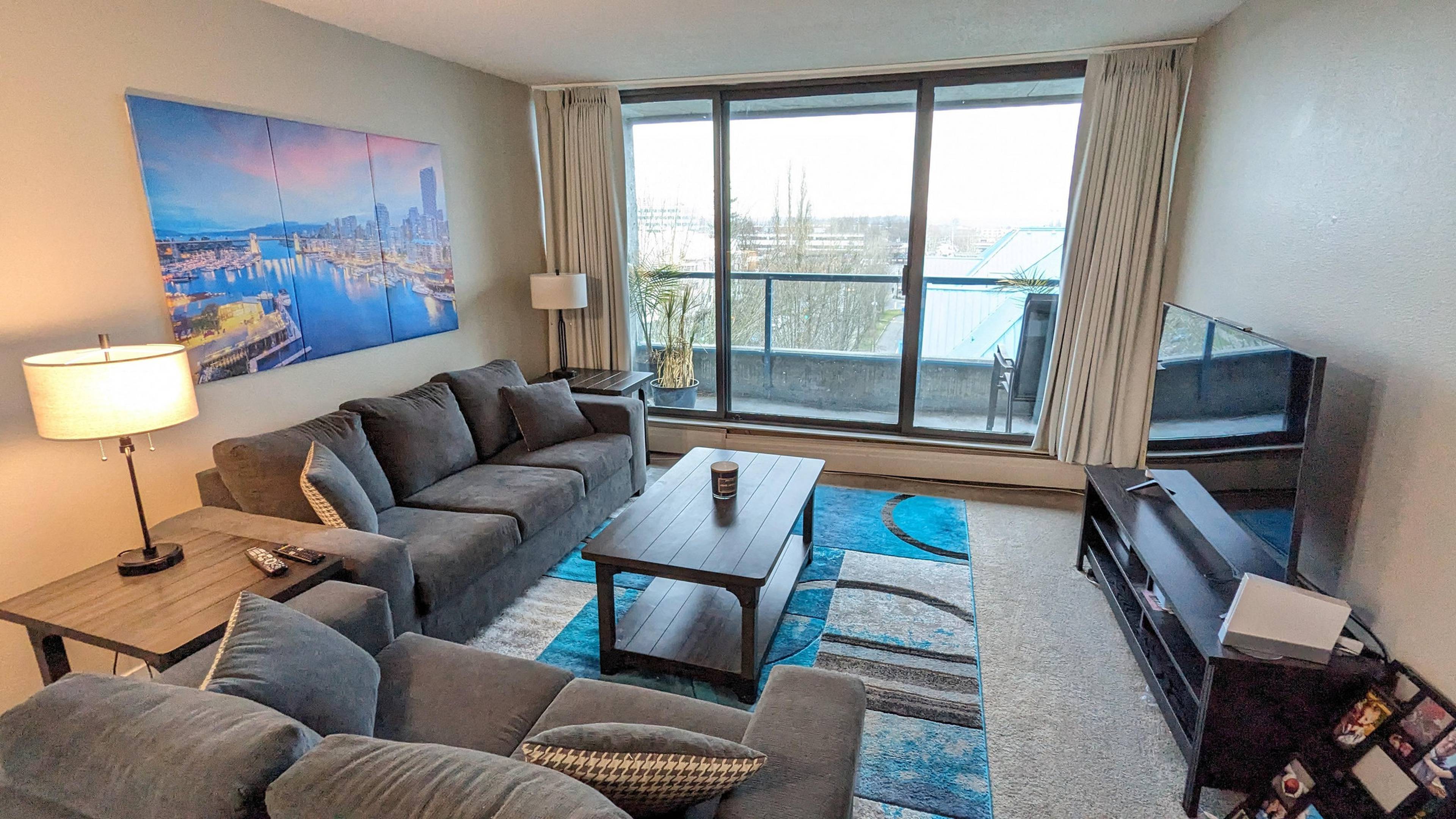 2 Bed  · 1 Bath for rent $2,000 / month