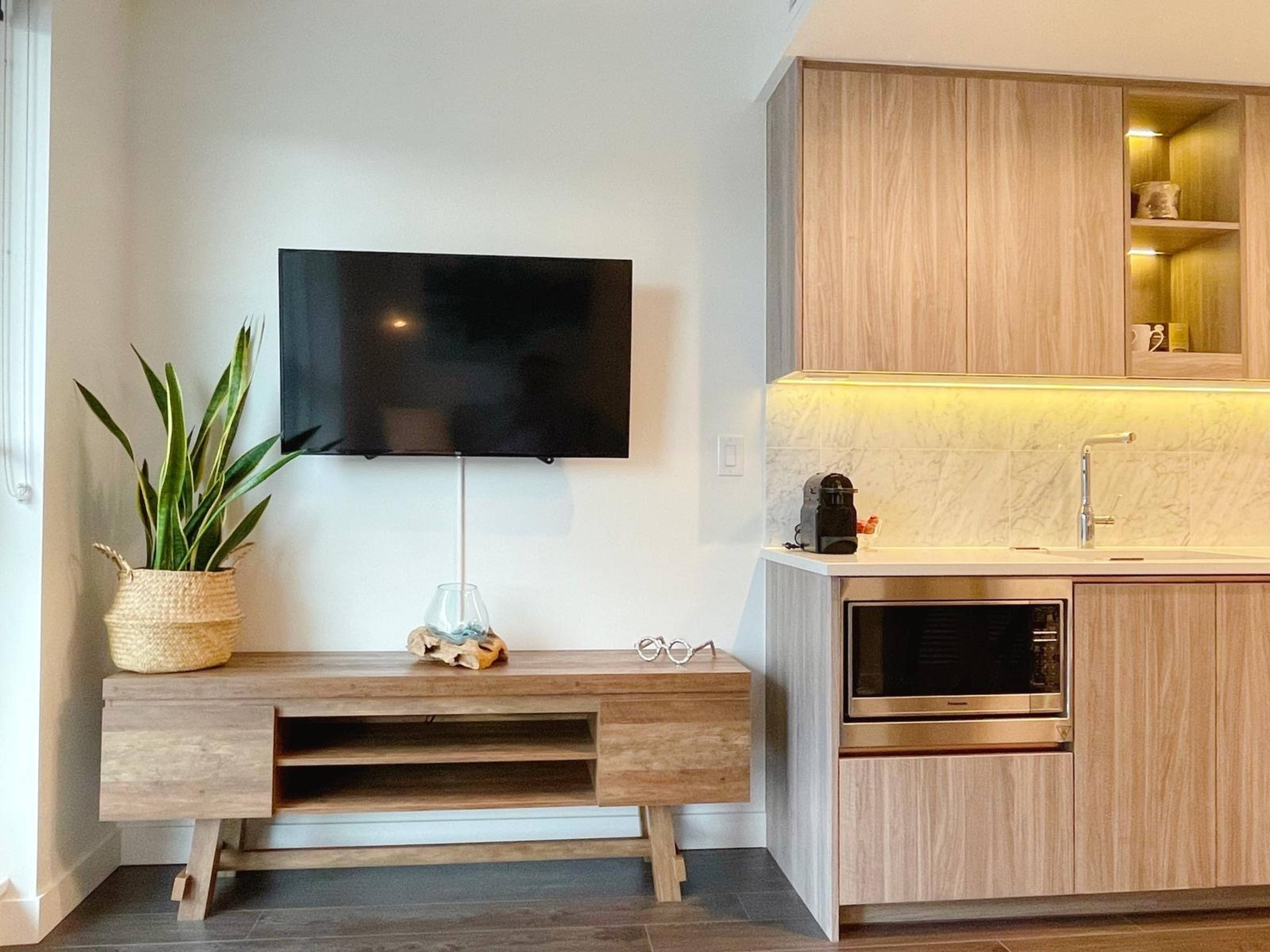 1 Bed  · 1 Bath for rent $3,350 / month