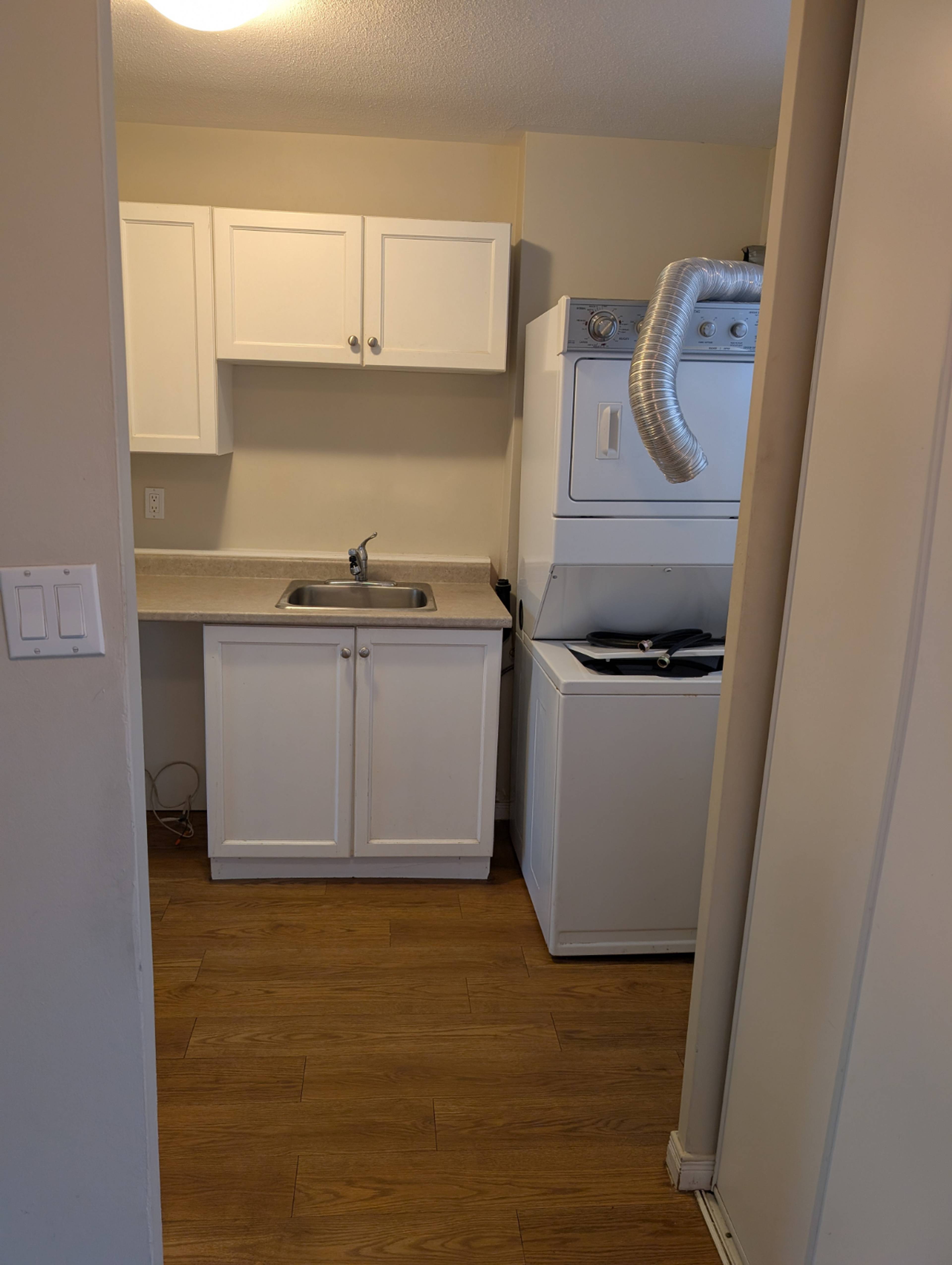 2 ch.  · 1 s. de bains for rent $2,150 / mois