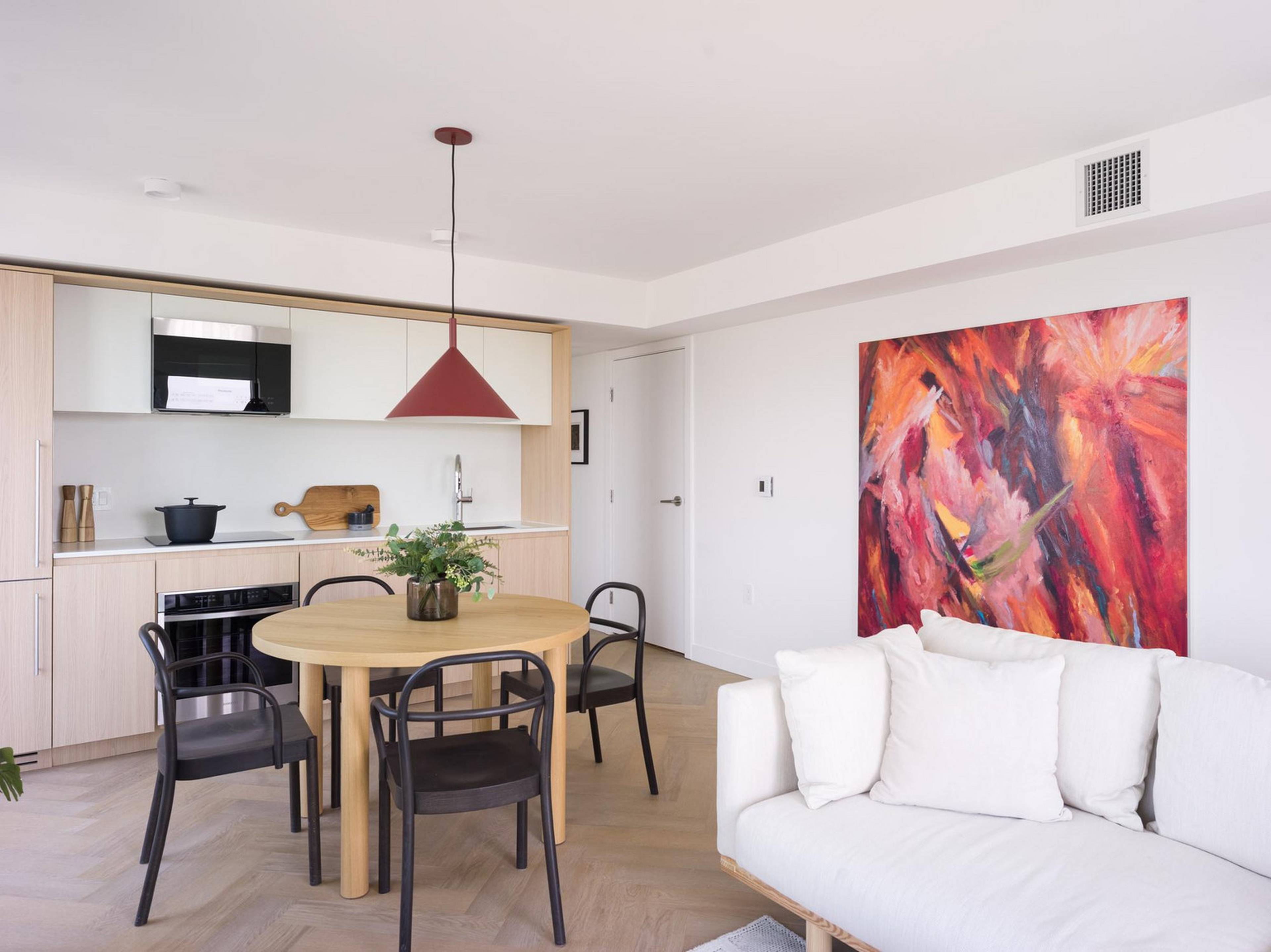 2 Bed  · 1 Bath for rent $3,250 / month