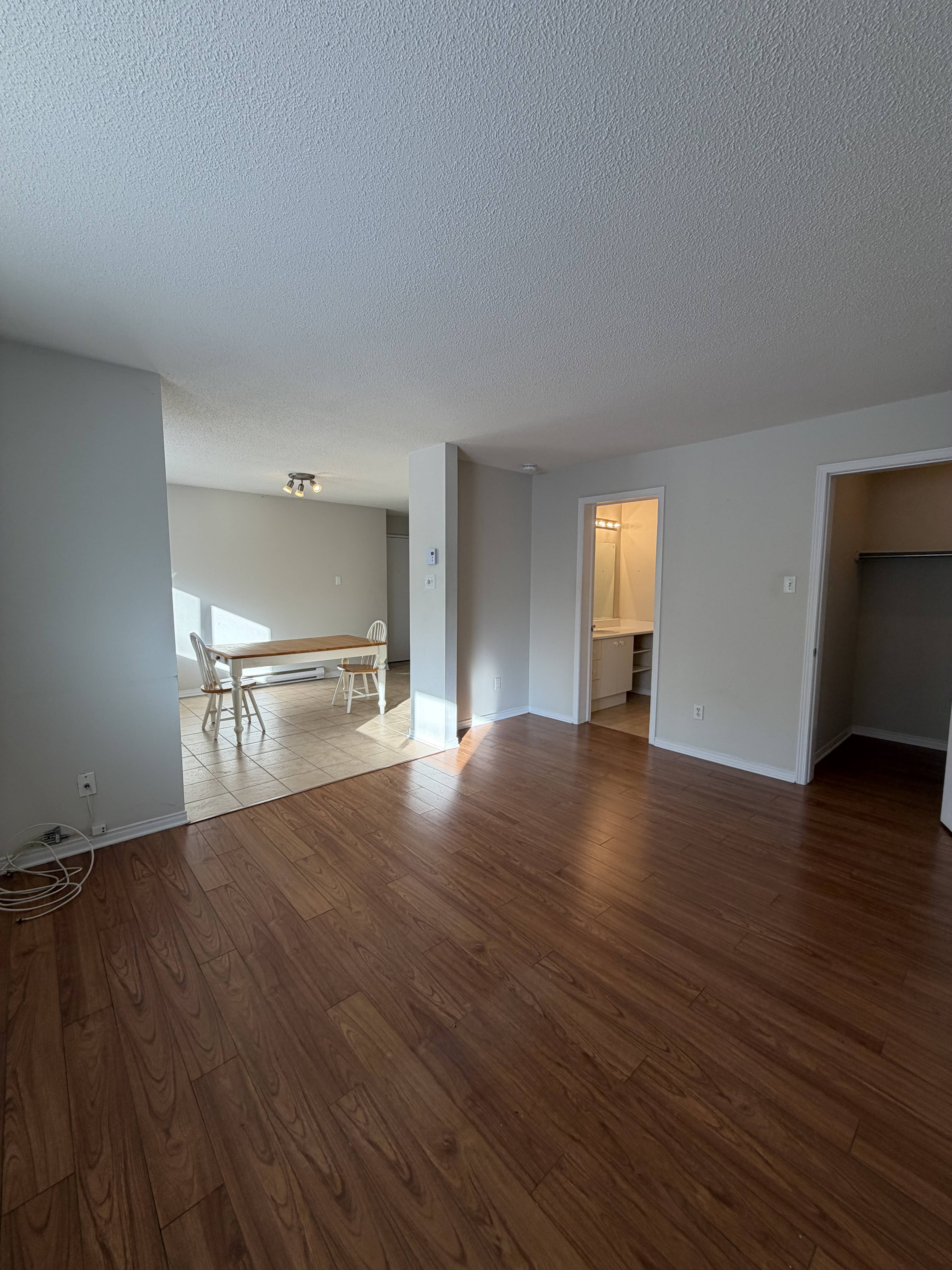 2 Bed  · 1 Bath for rent $1,100 / month