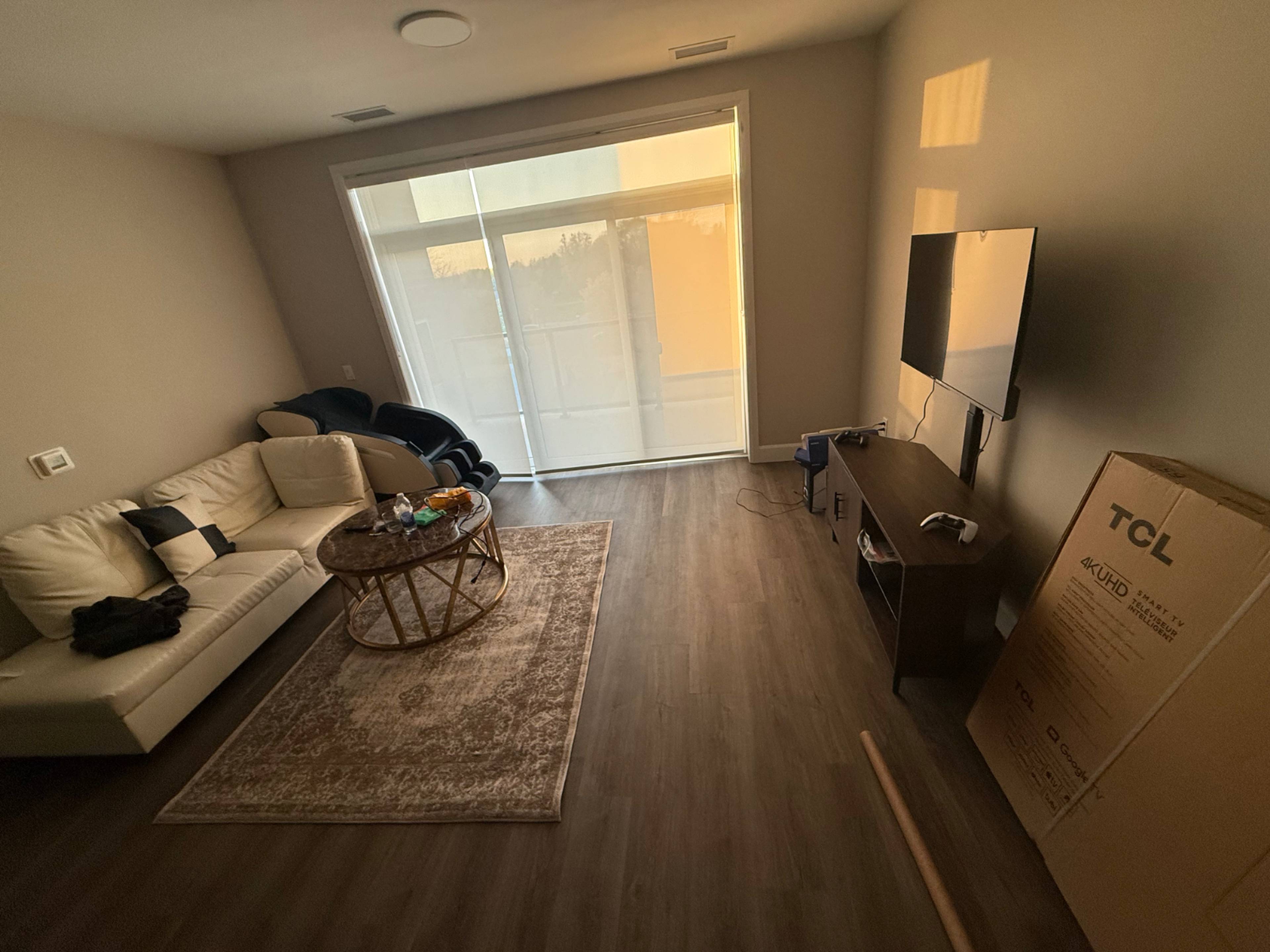 Room for rent $1,200 / month