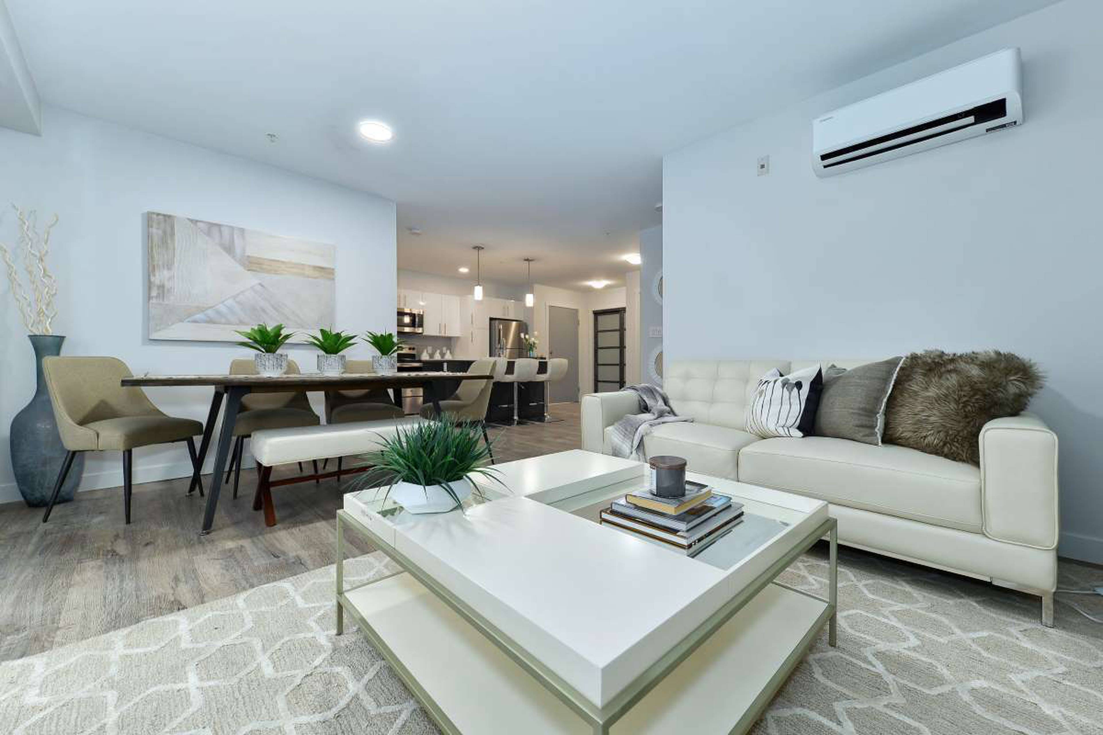 2 ch.  · 1 s. de bains for rent $1,795 / mois