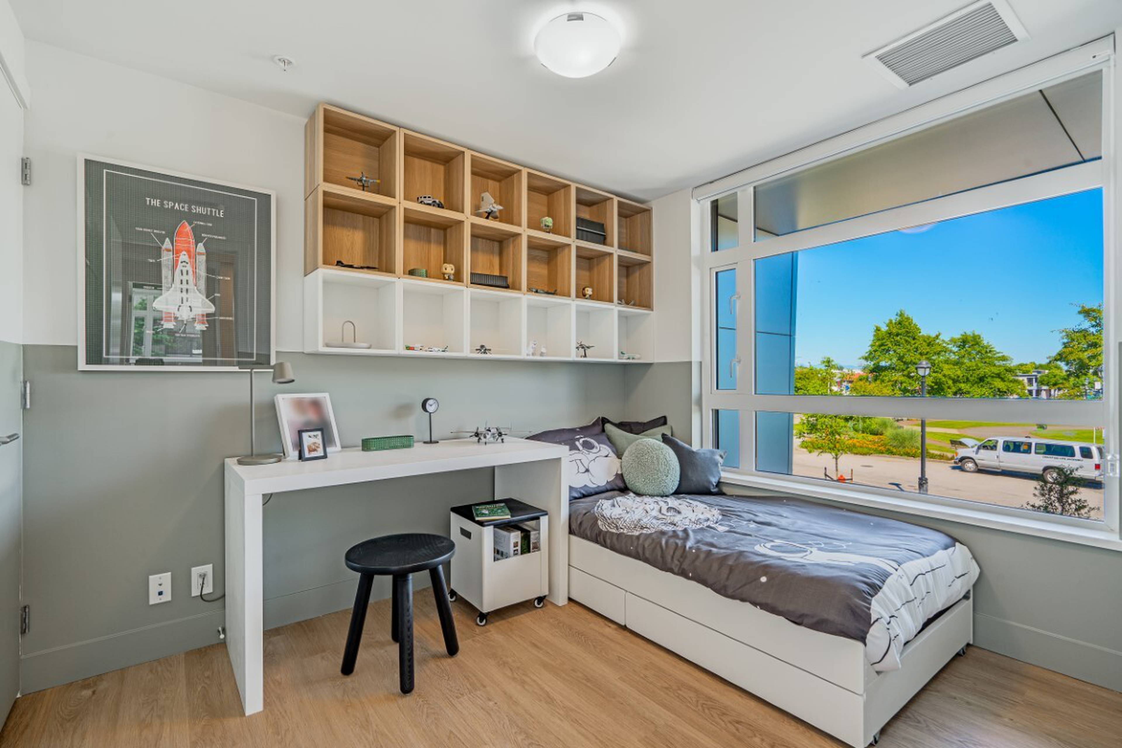3 ch.  · 1 s. de bains for rent $3,145 / mois