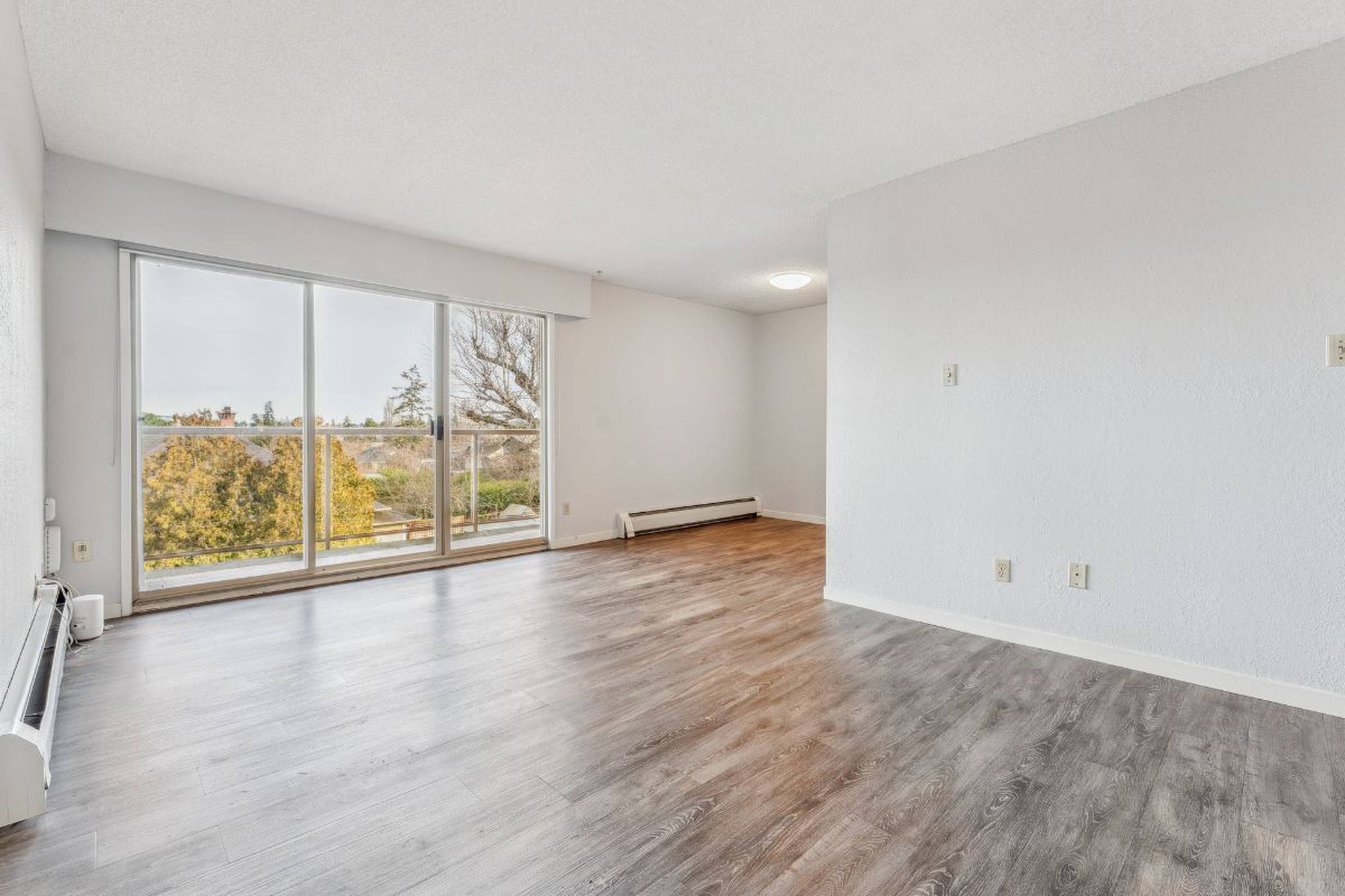 2 Bed  · 1 Bath for rent $2,220 / month