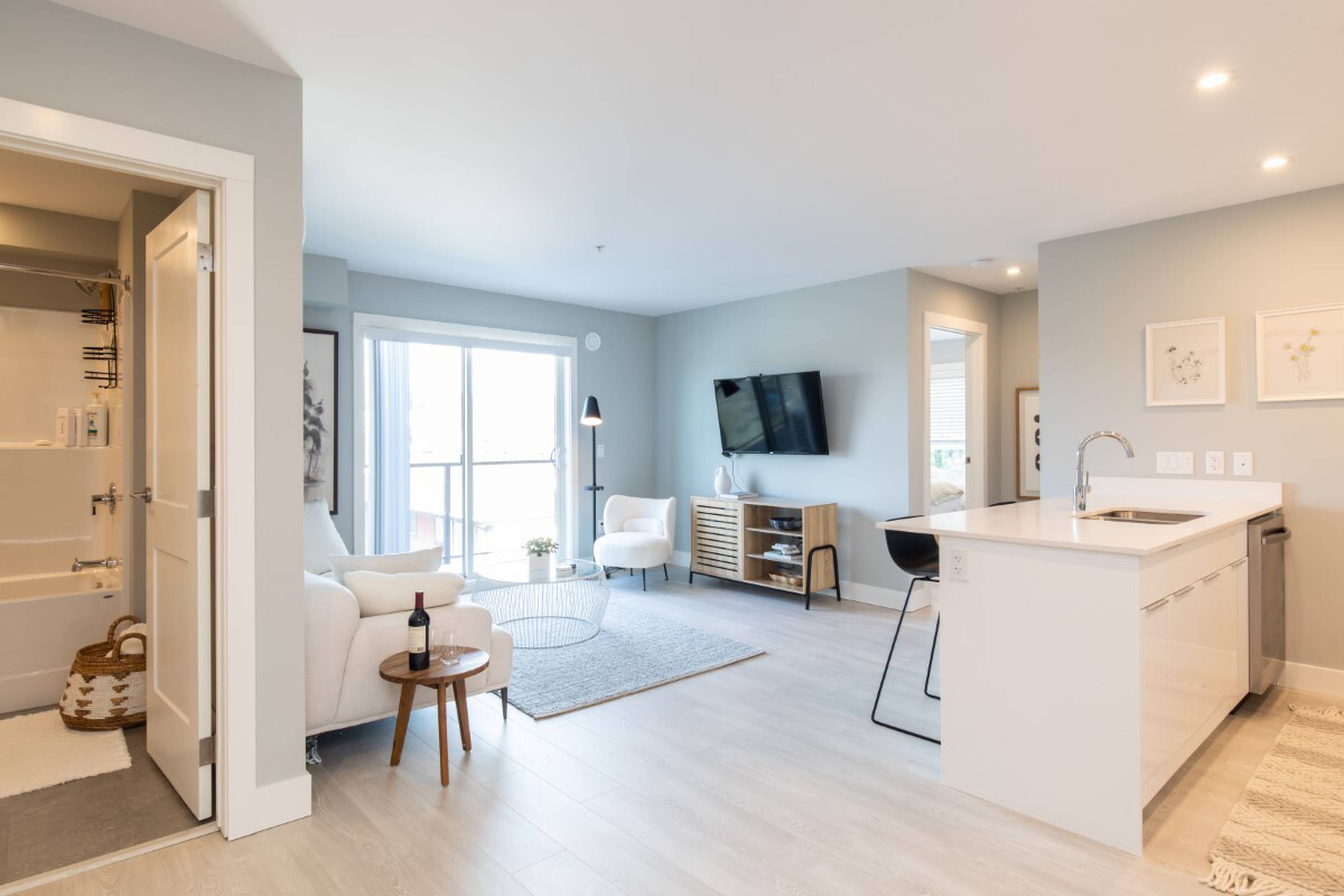 1 Bed  · 1 Bath for rent $2,155 / month