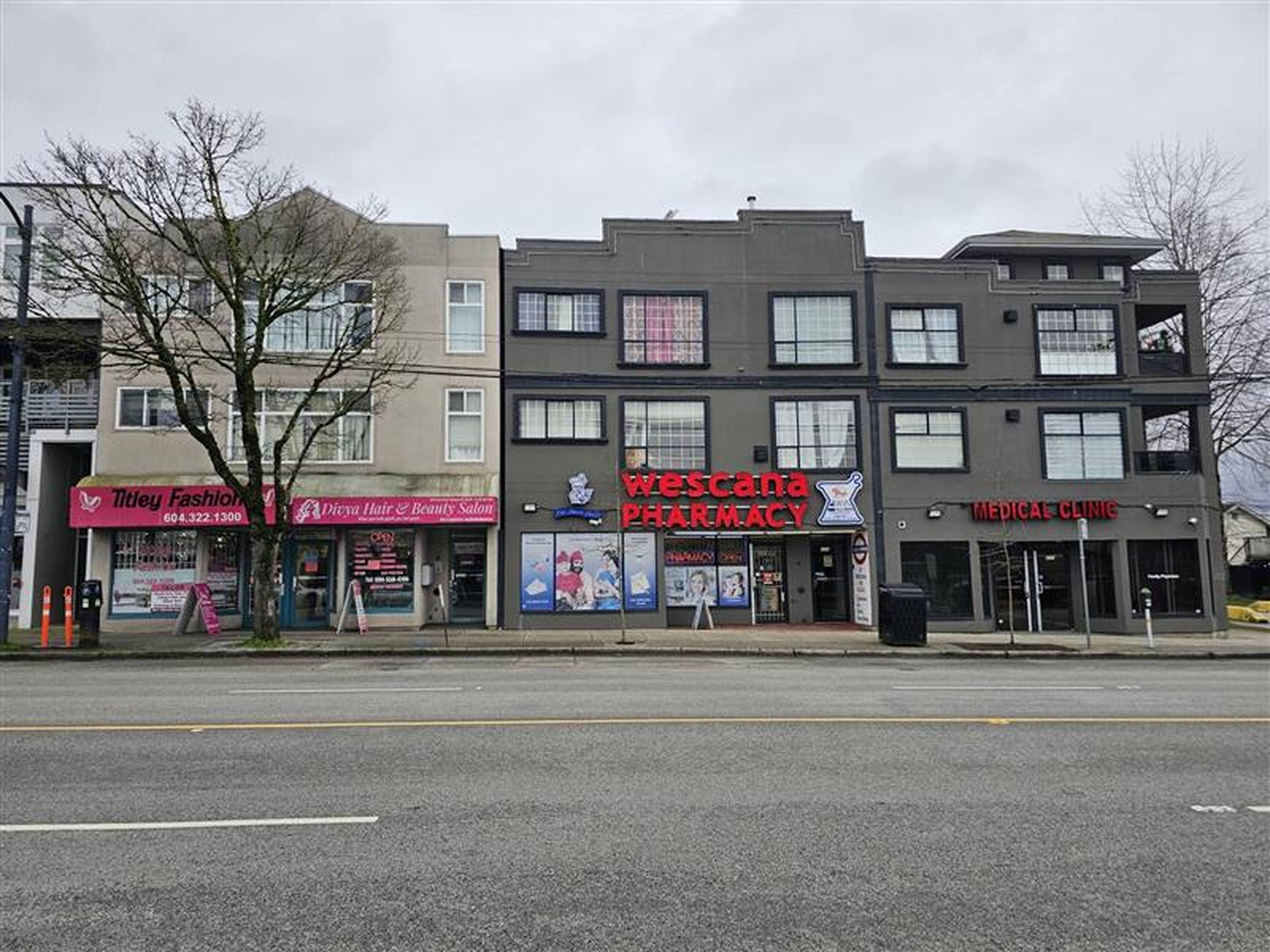 2 ch.  · 1 s. de bains for rent $2,150 / mois