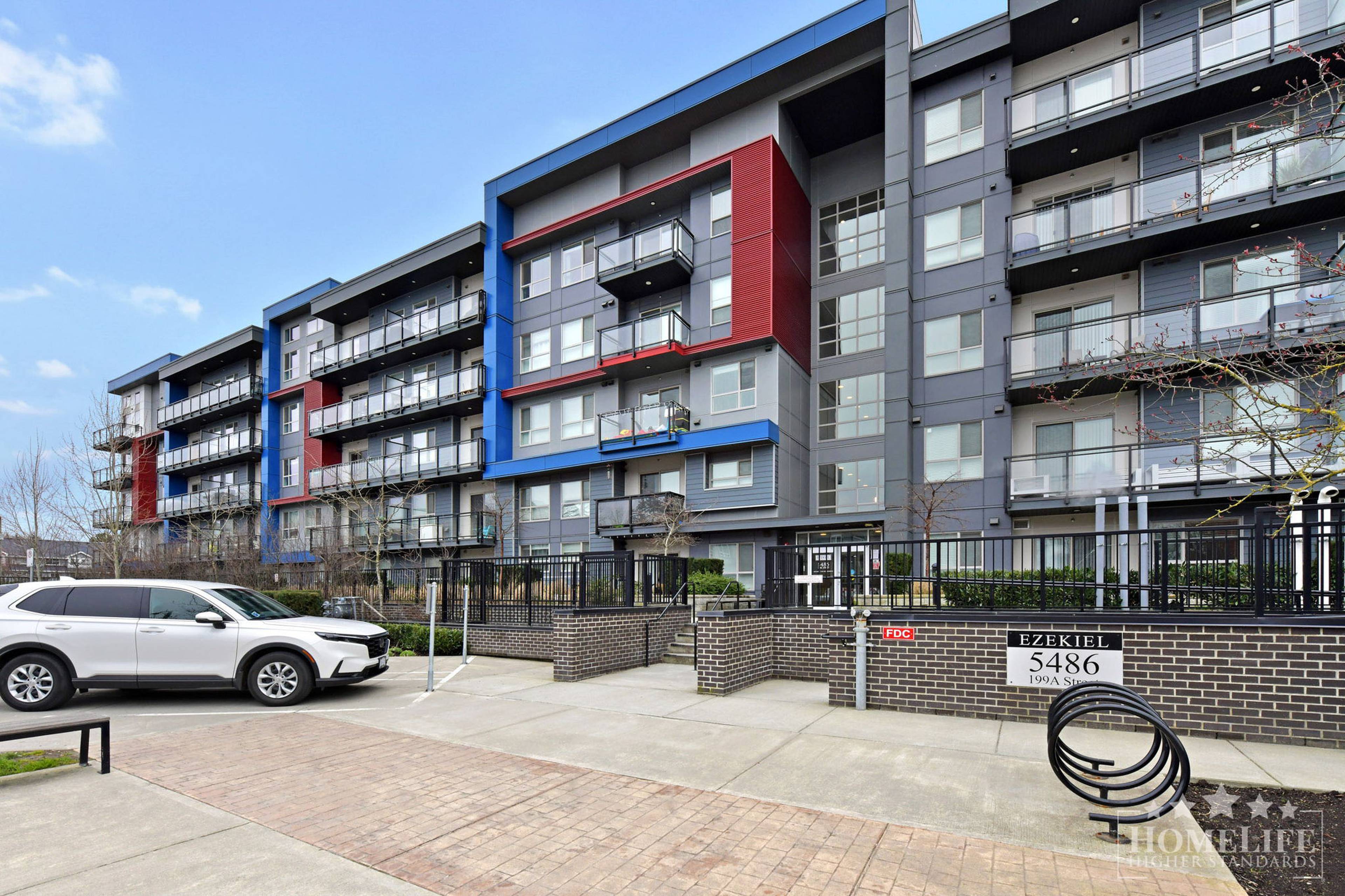 2 Bed  · 2 Bath for rent $2,300 / month