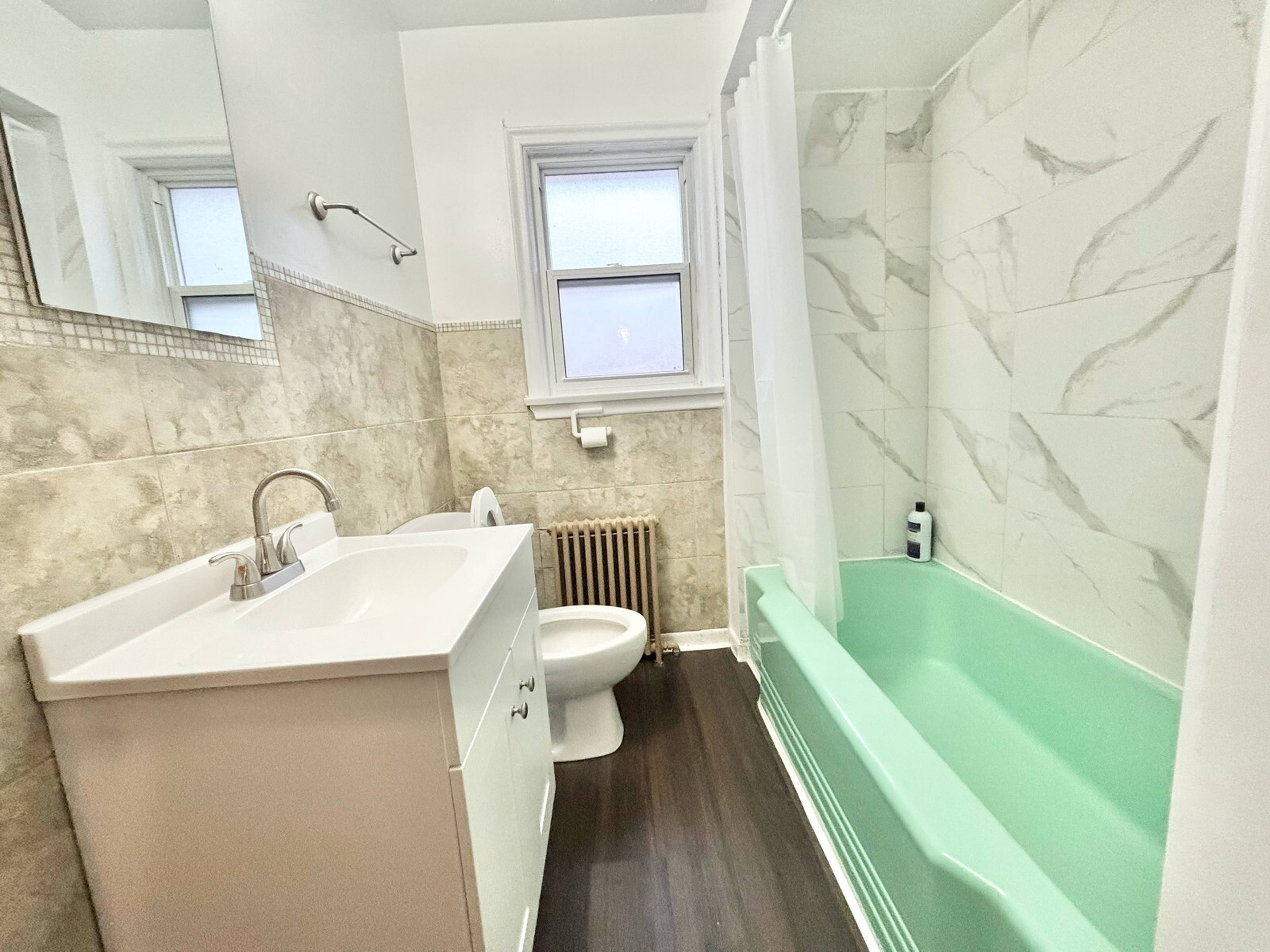 2 Bed  · 1 Bath for rent $1,850 / month