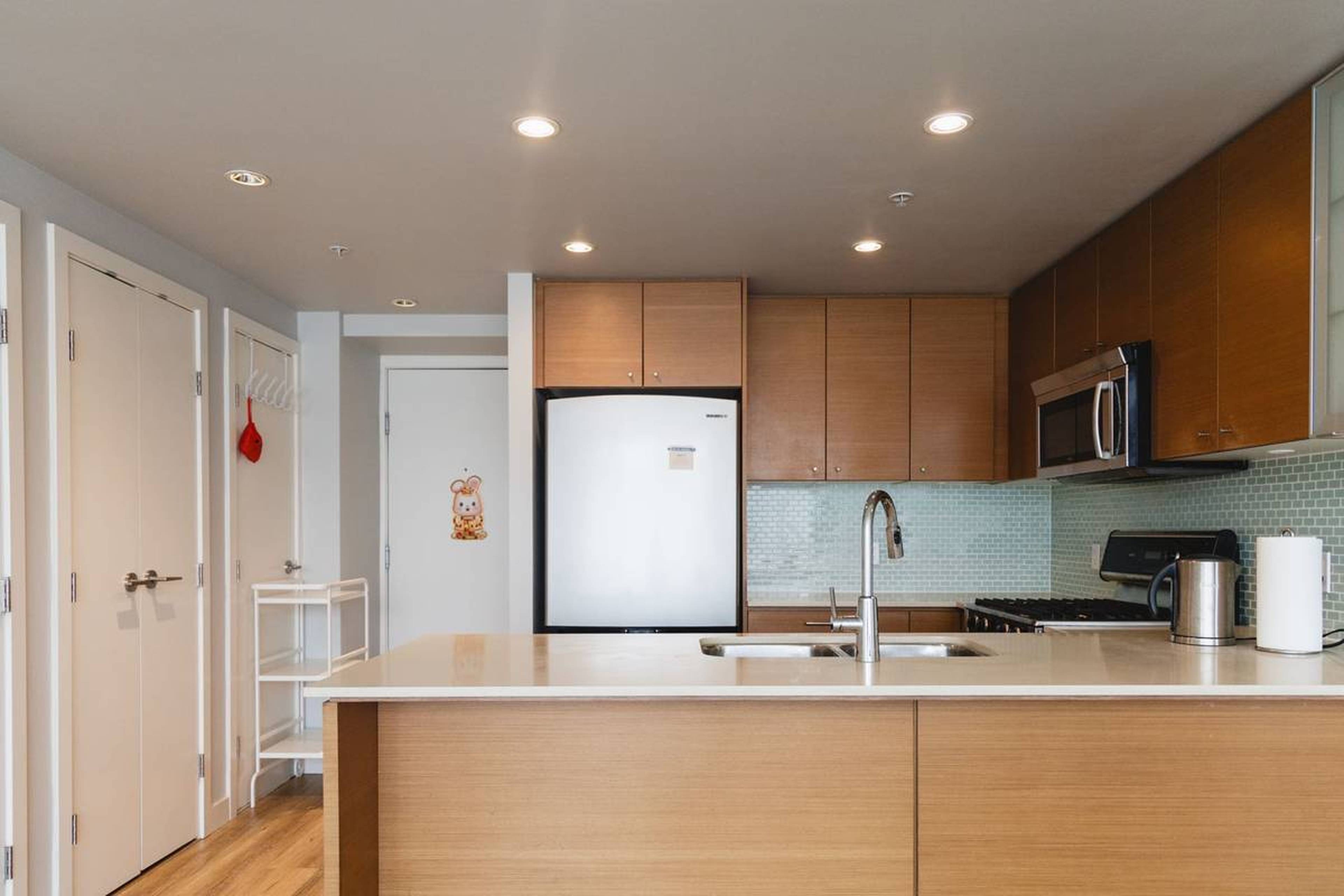 2 Bed  · 2 Bath for rent $2,600 / month