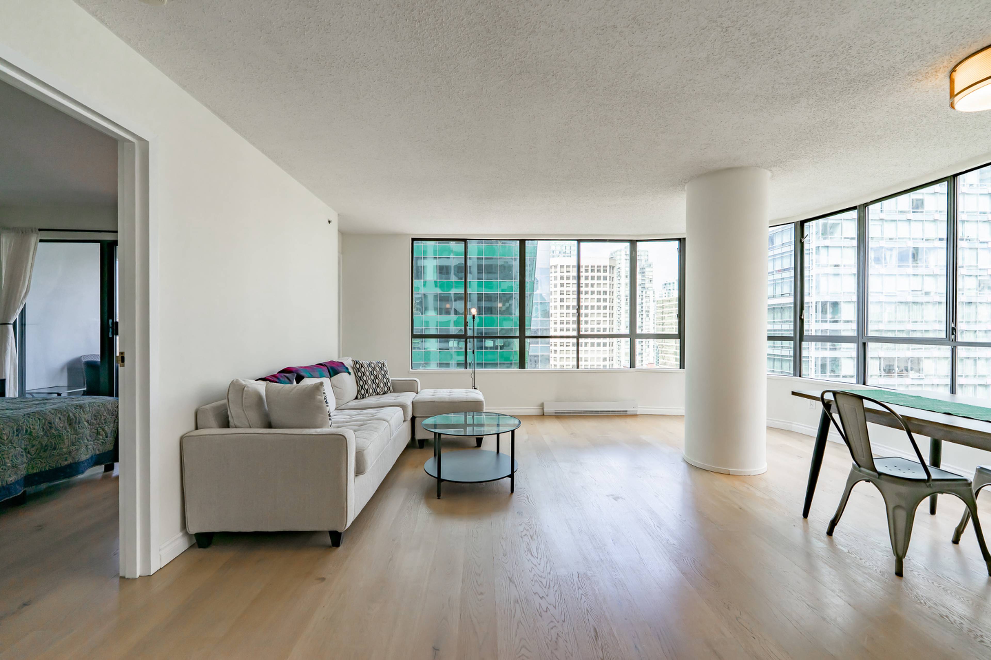 1060 Alberni St 9