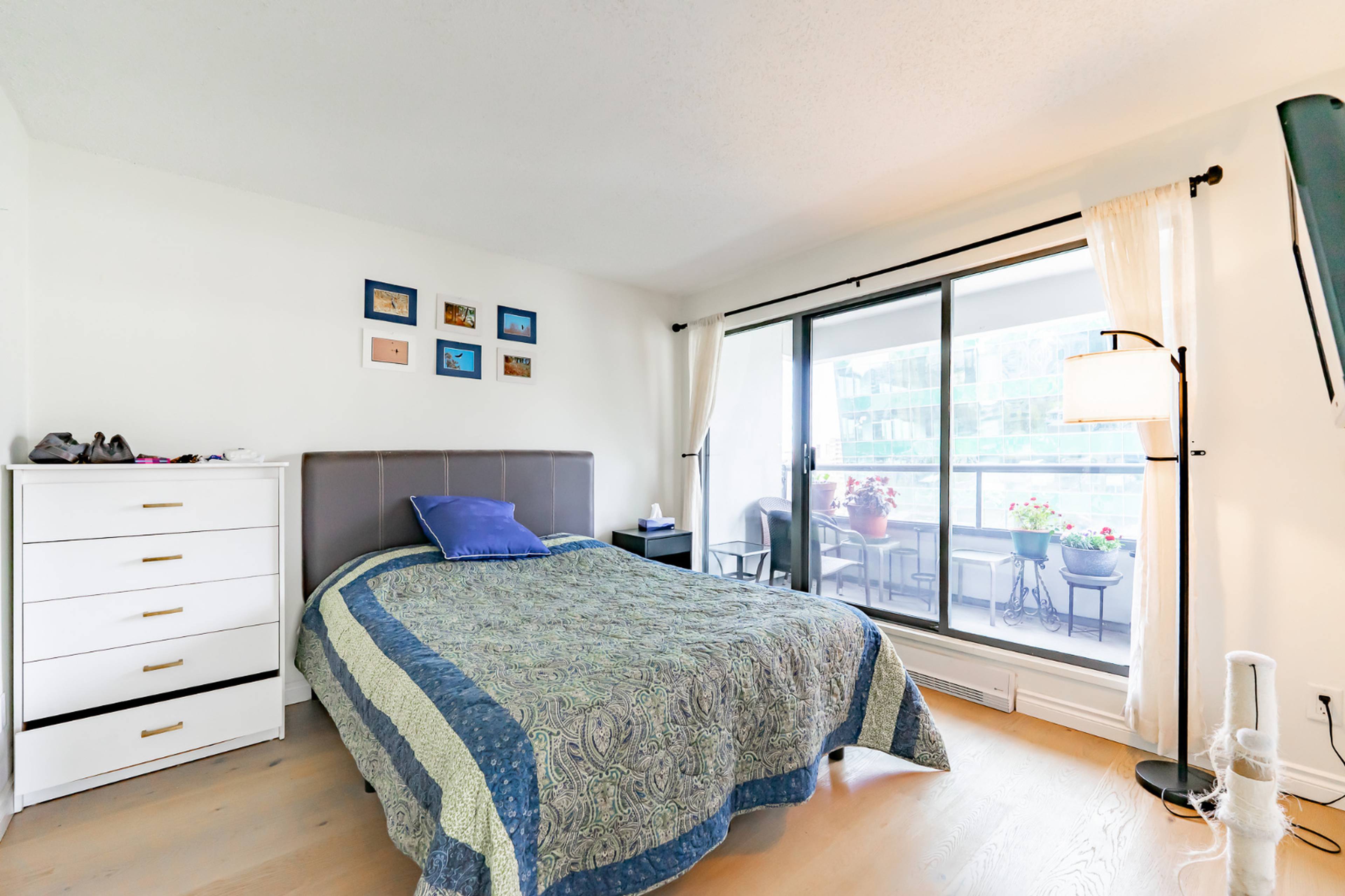 1060 Alberni St 10