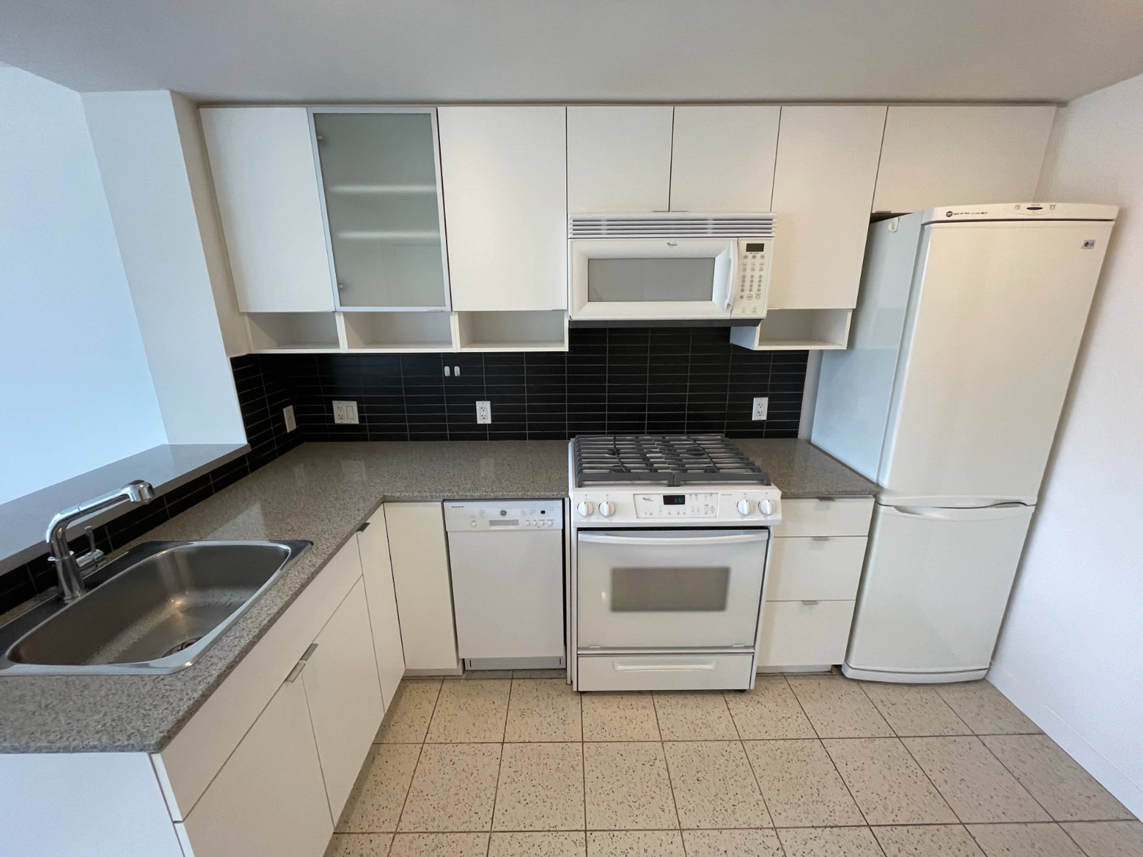 Studio  · 1 s. de bains for rent $2,200 / mois