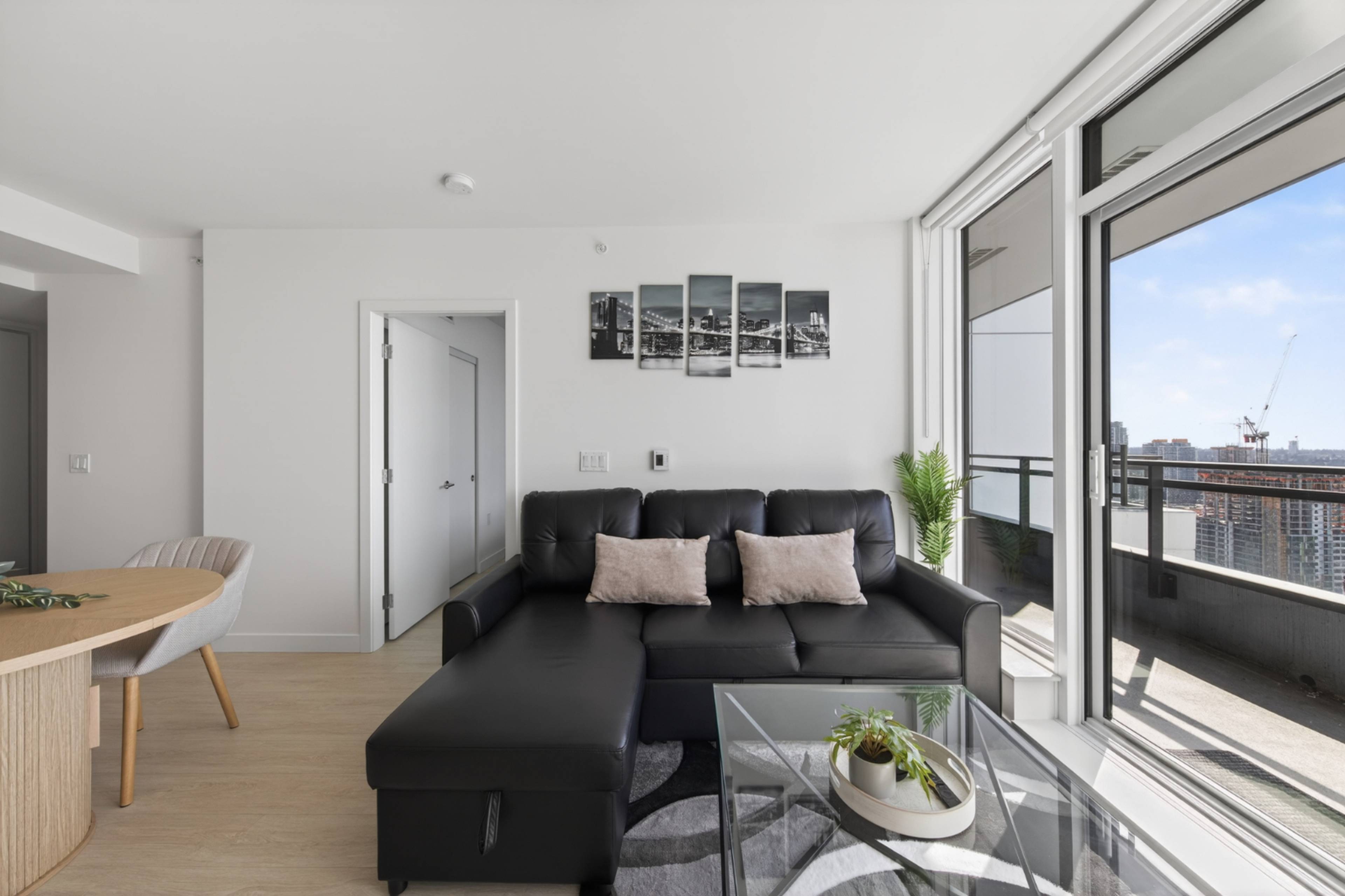 1 室  · 1 卫 for rent $2,800 / 月