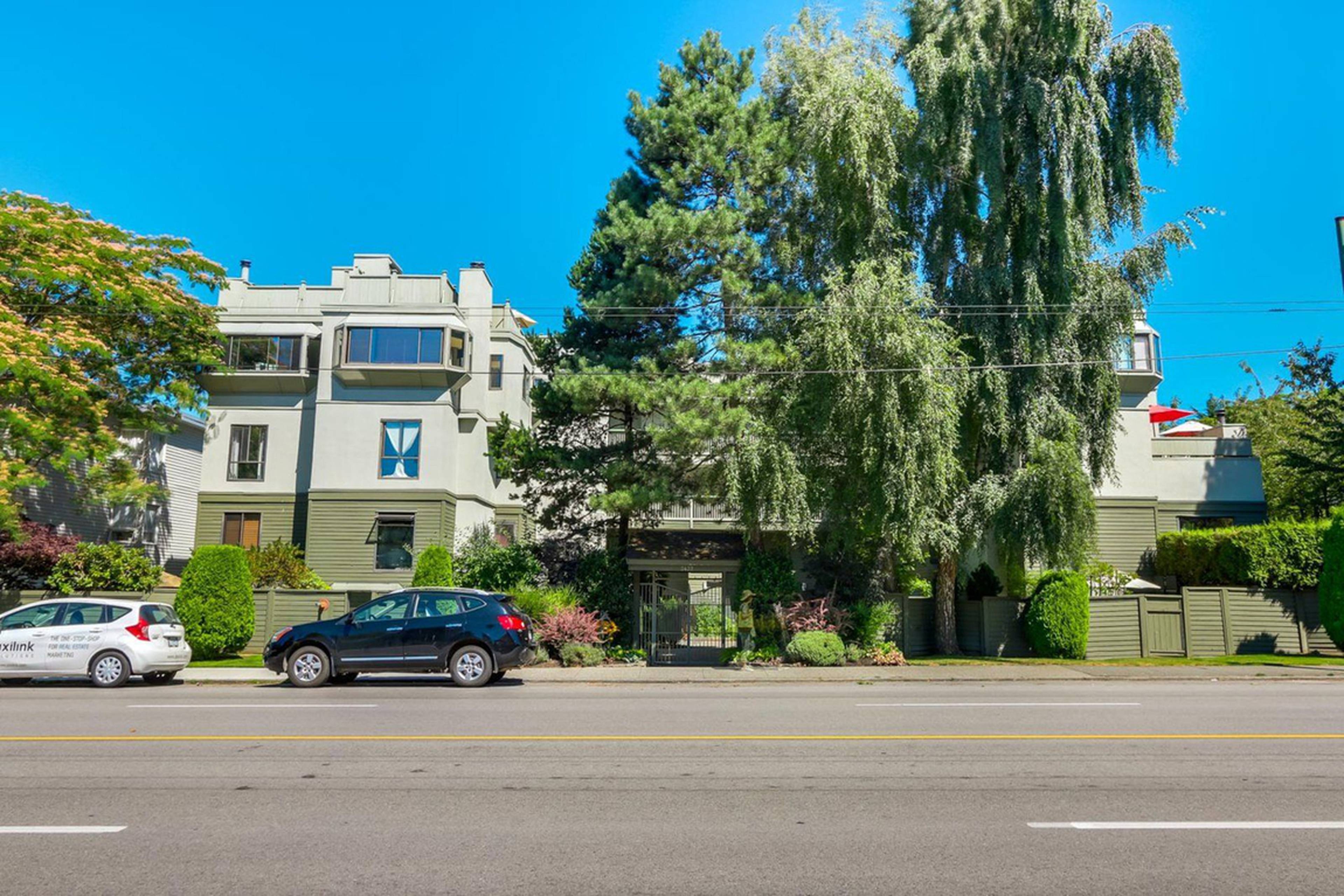 2 室  · 2 卫 for rent $3,850+ / 月