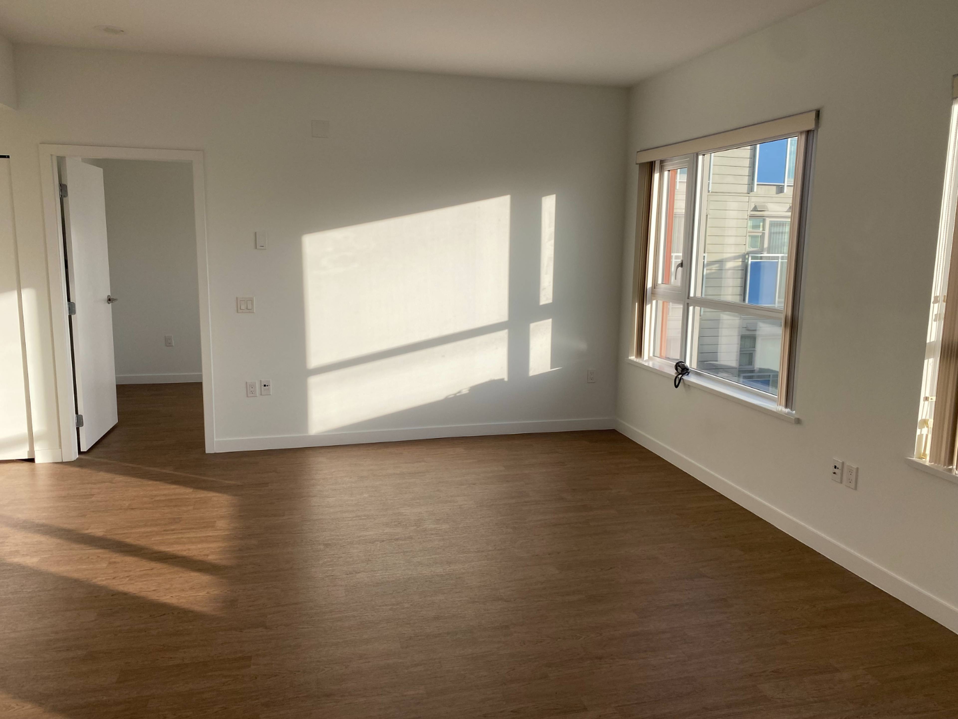 124 Dunlevy Ave 6