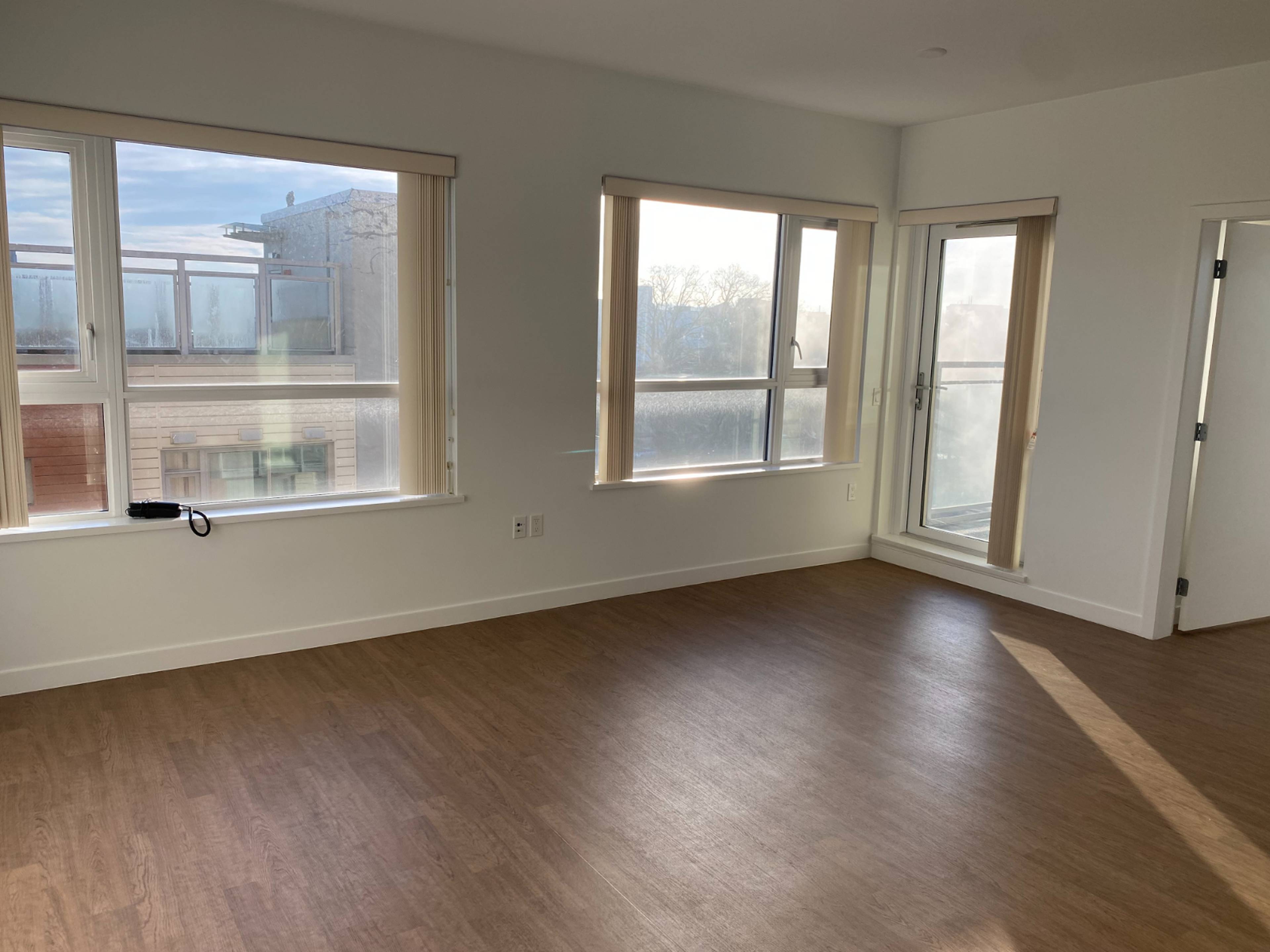 124 Dunlevy Ave 9