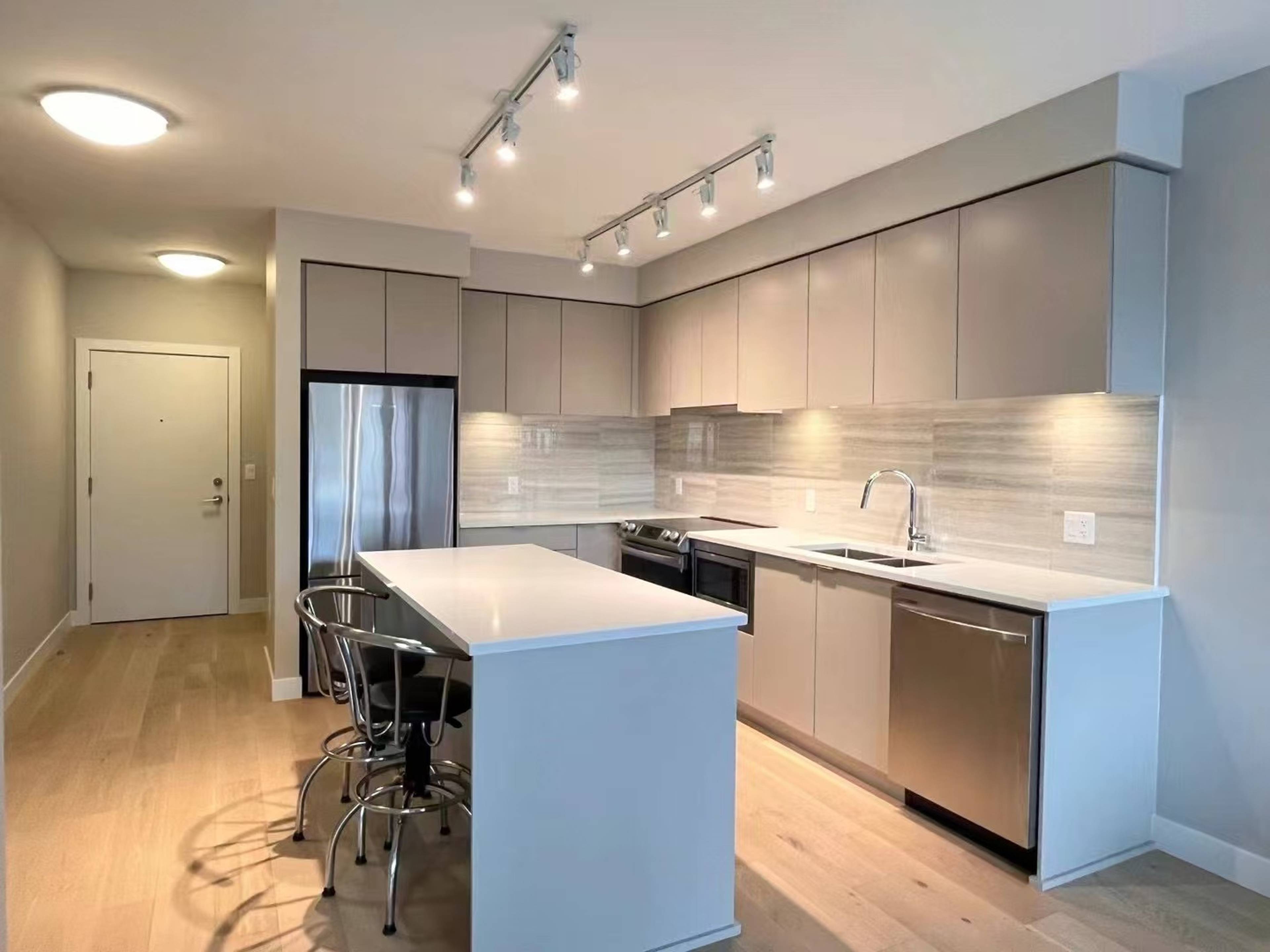 1 室  · 1 卫 for rent $900 / 月