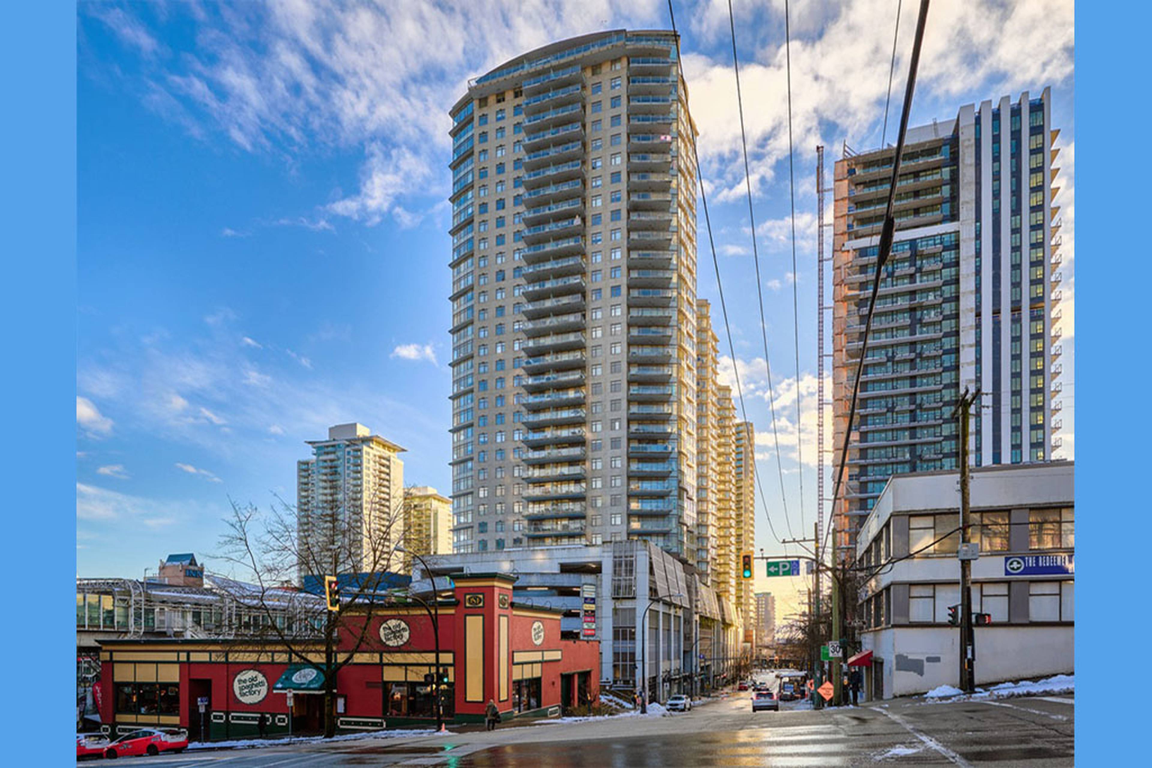 2 室  · 2 卫 for rent $3,350 / 月