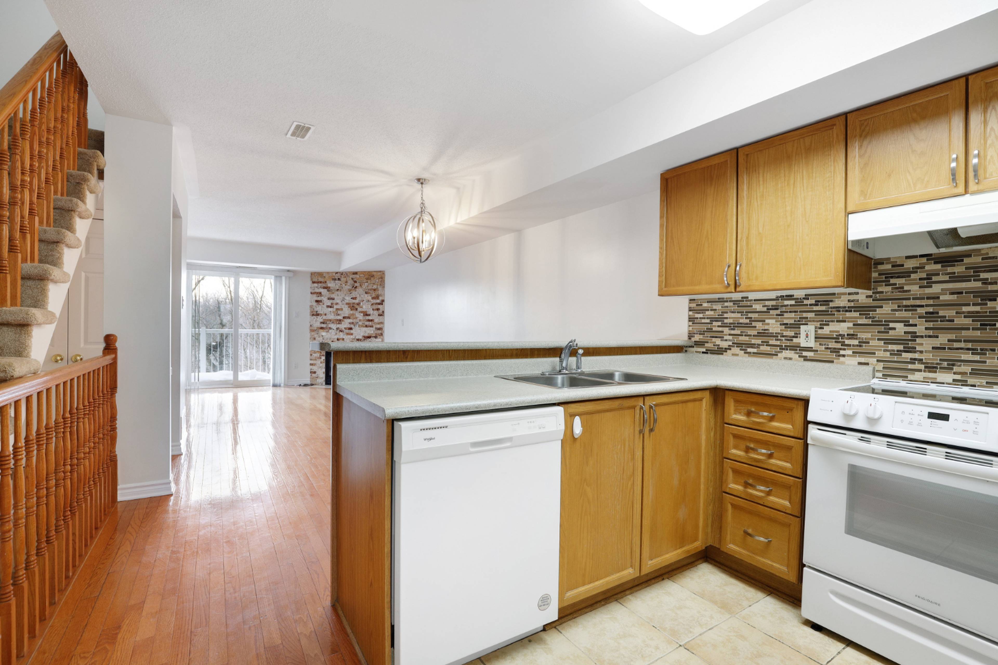 115 Tall Pines Pvt 11