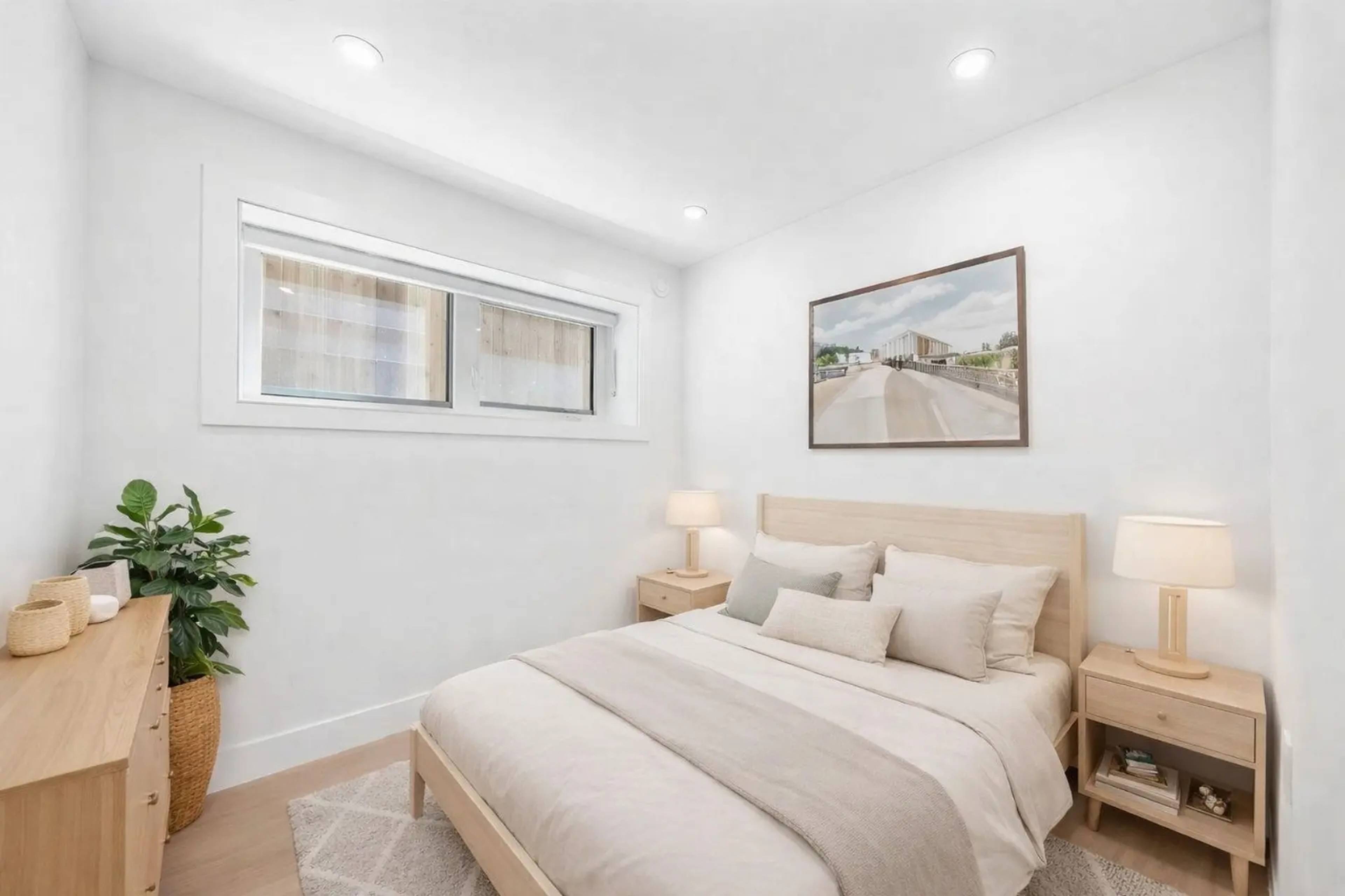 W 61st Ave 2
