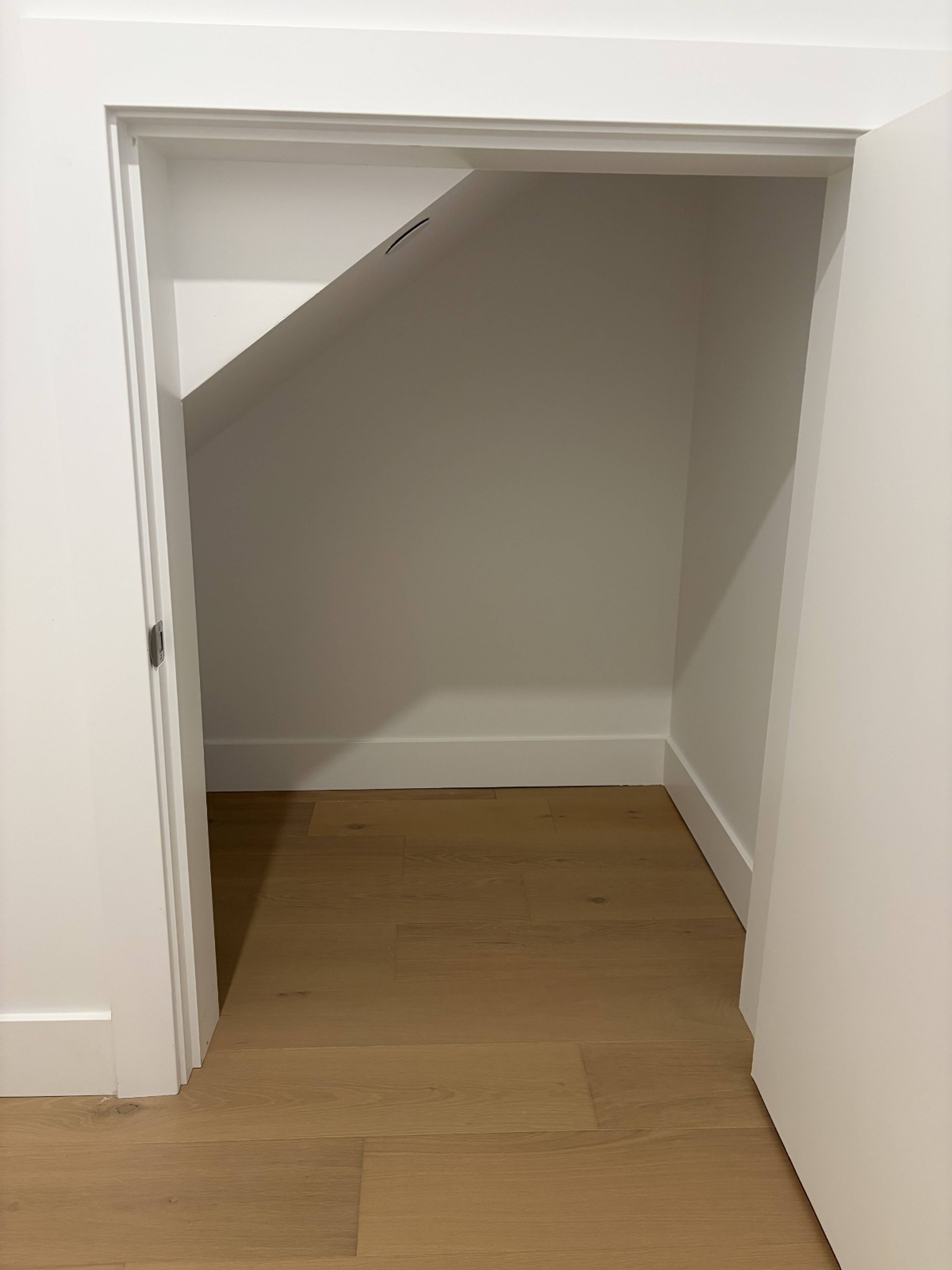 W 61st Ave 7