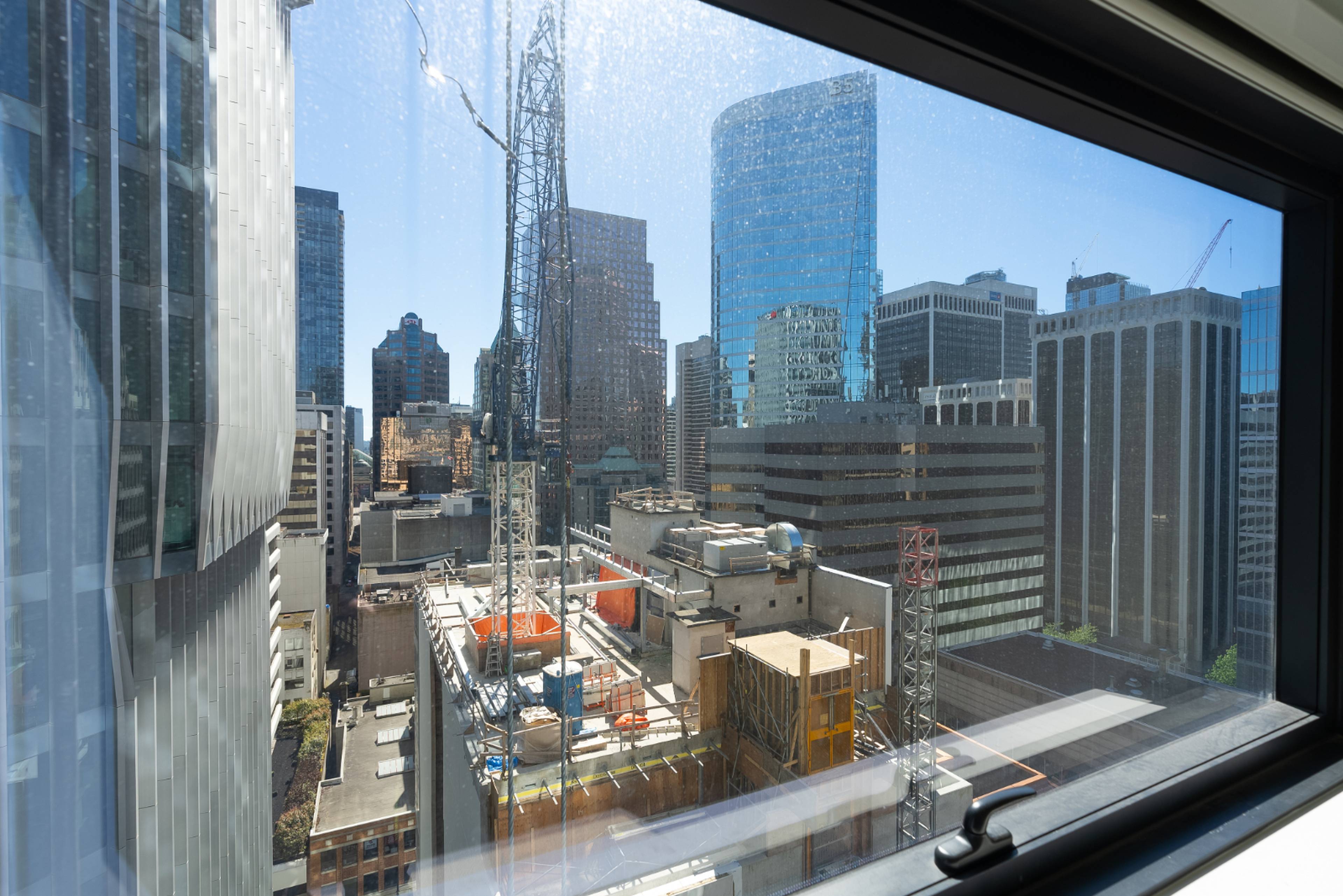 838 W Hastings St 12