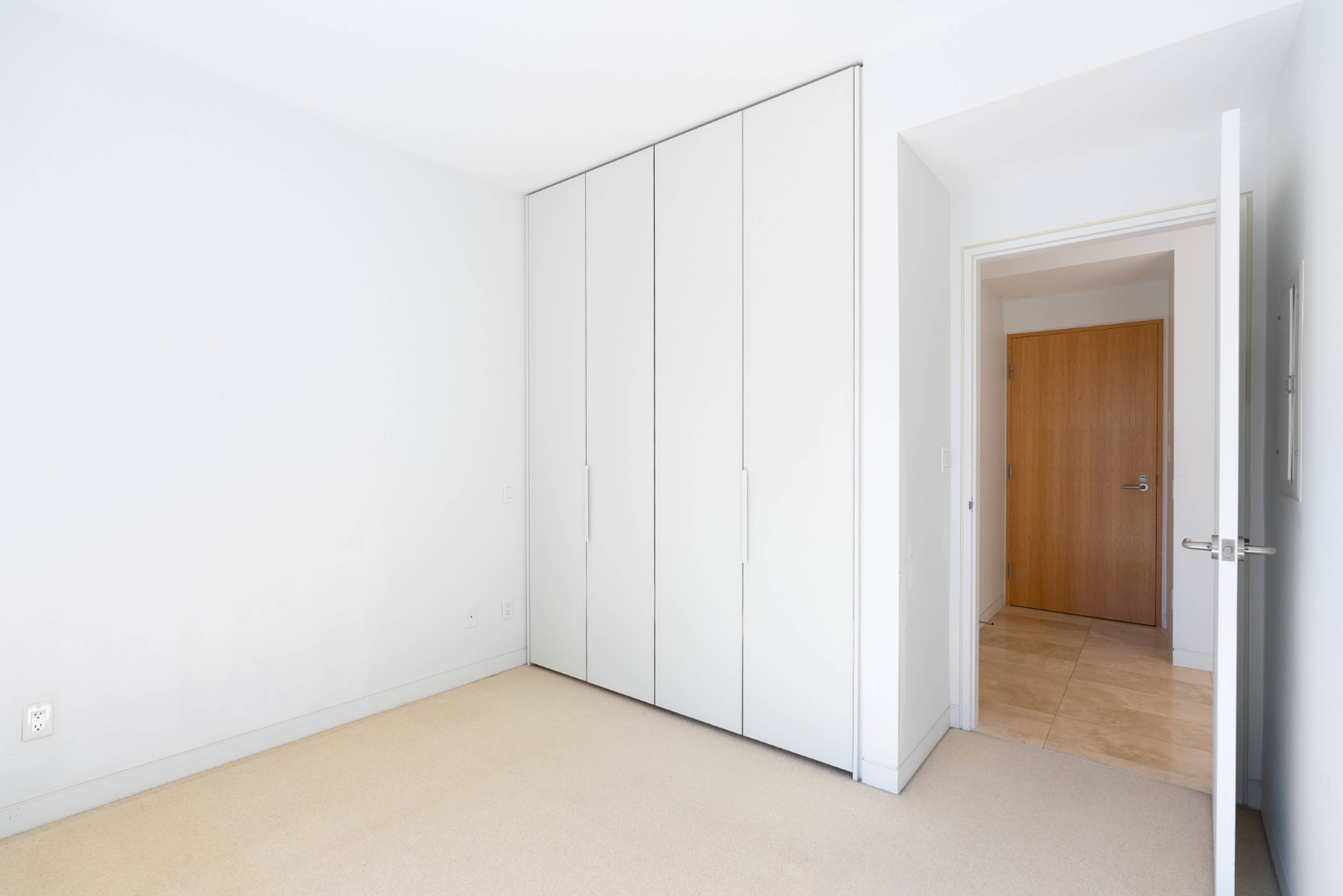 838 W Hastings St 13