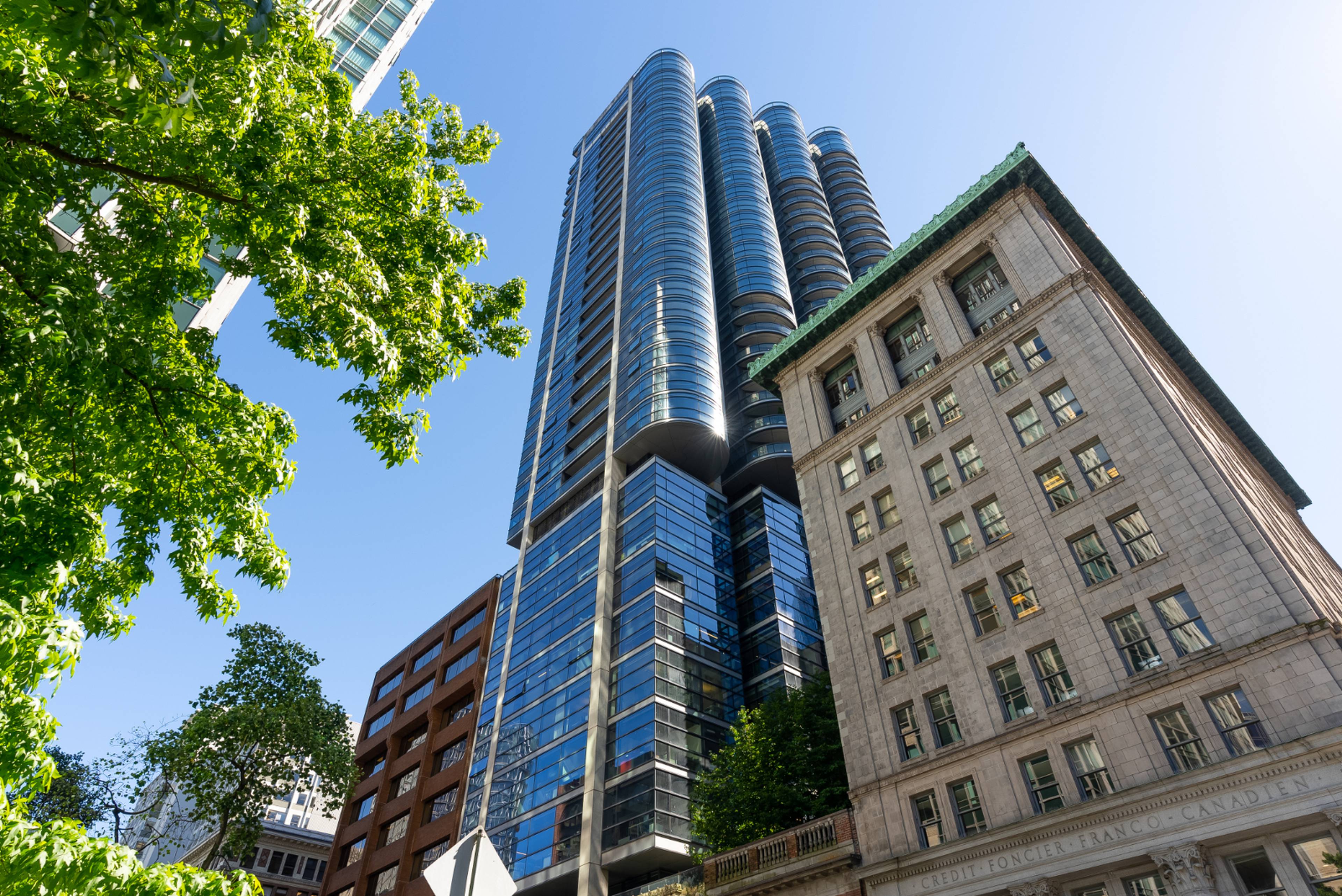 838 W Hastings St 20