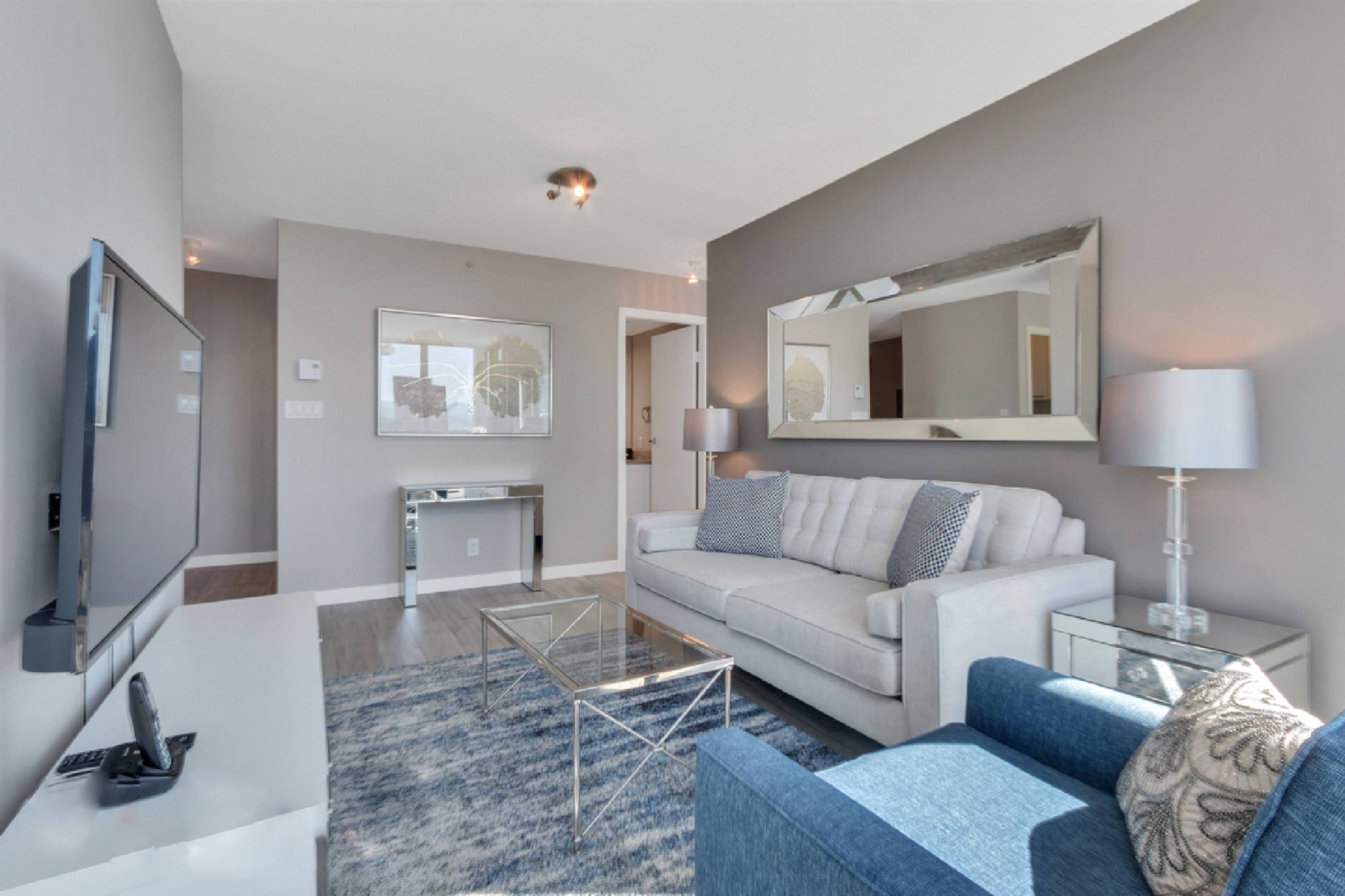 1288 W Georgia St 11