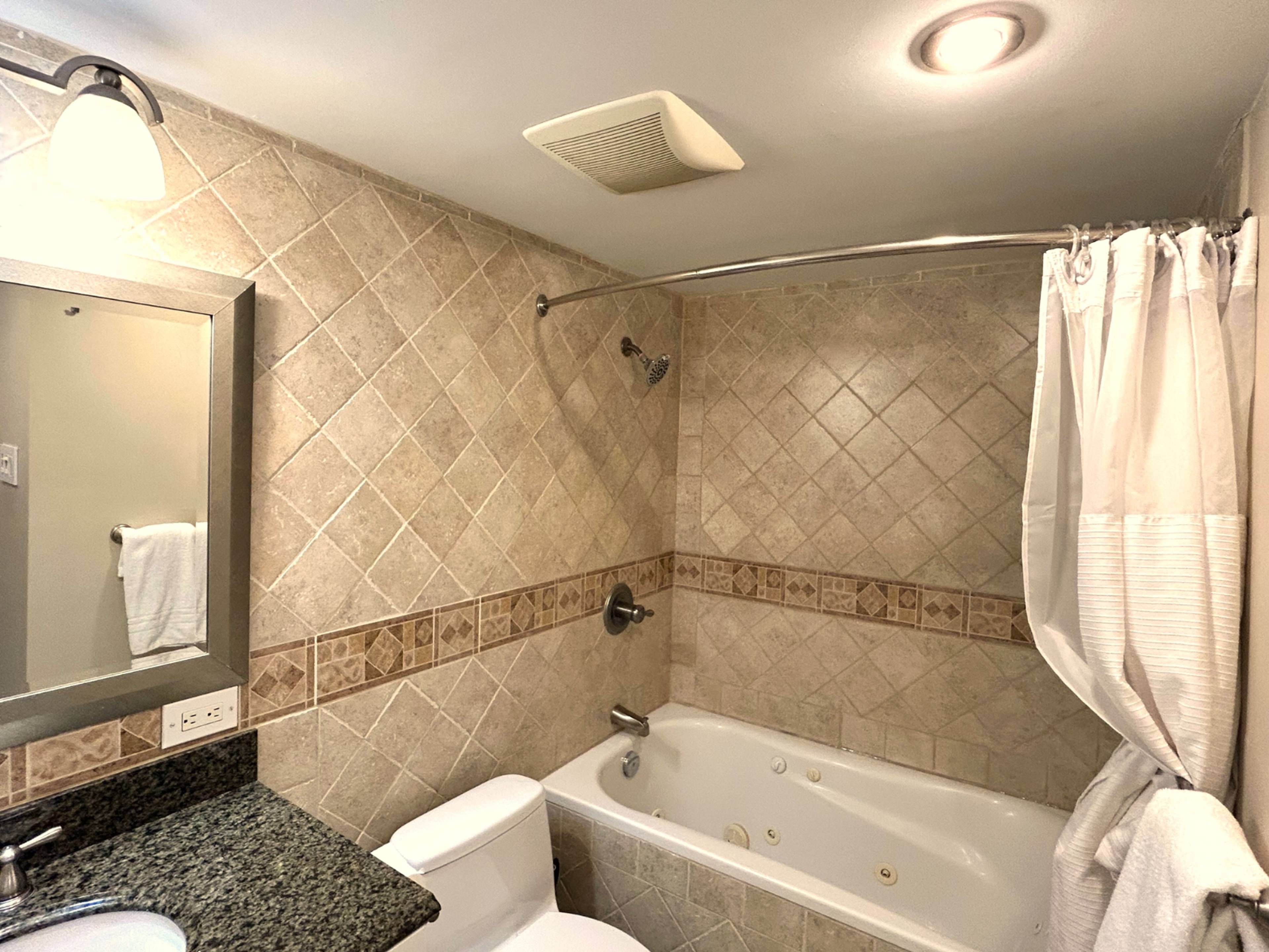 2012 Fullerton Ave 11