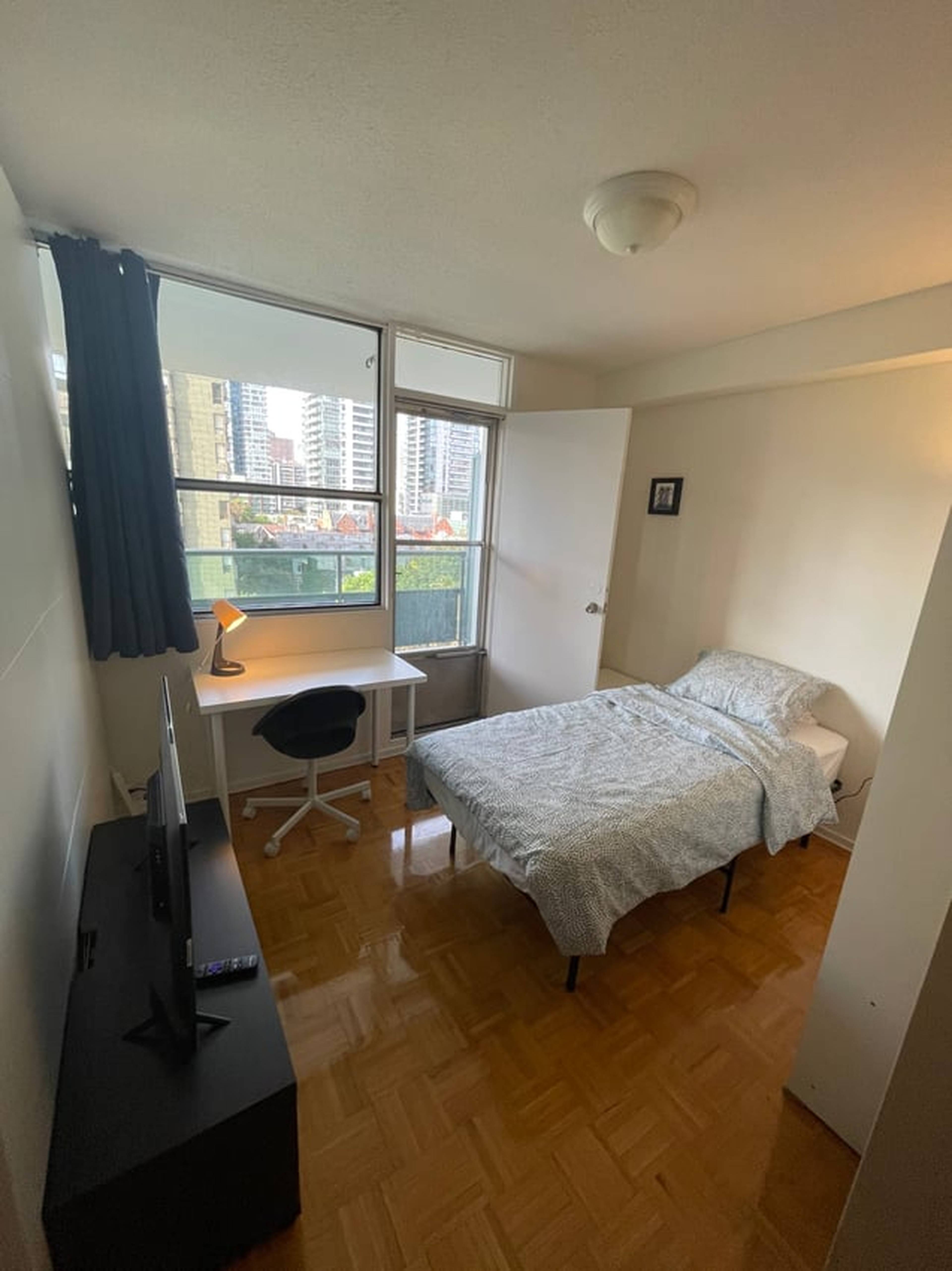 Room for rent $840 / month