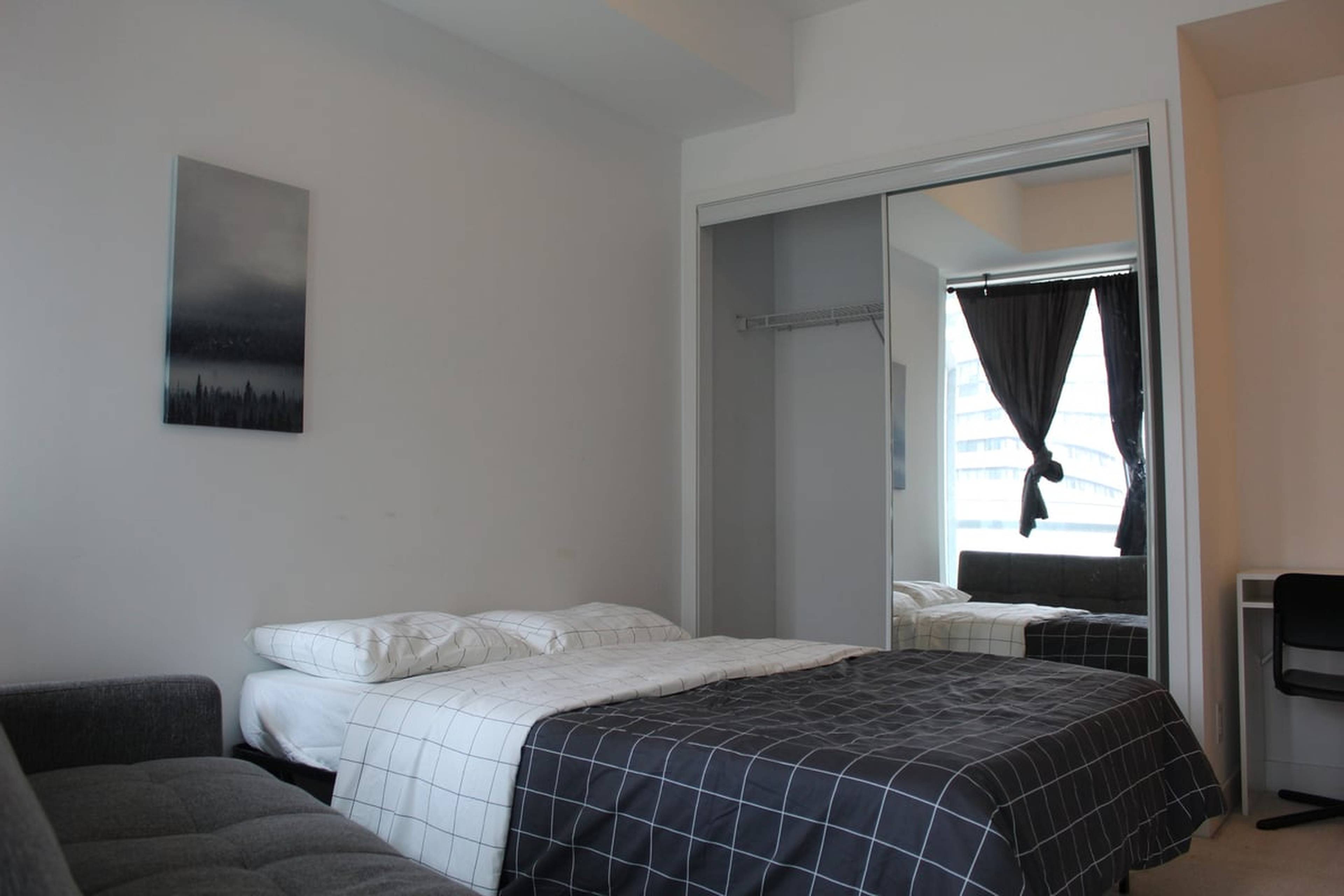Room for rent $1,400 / month
