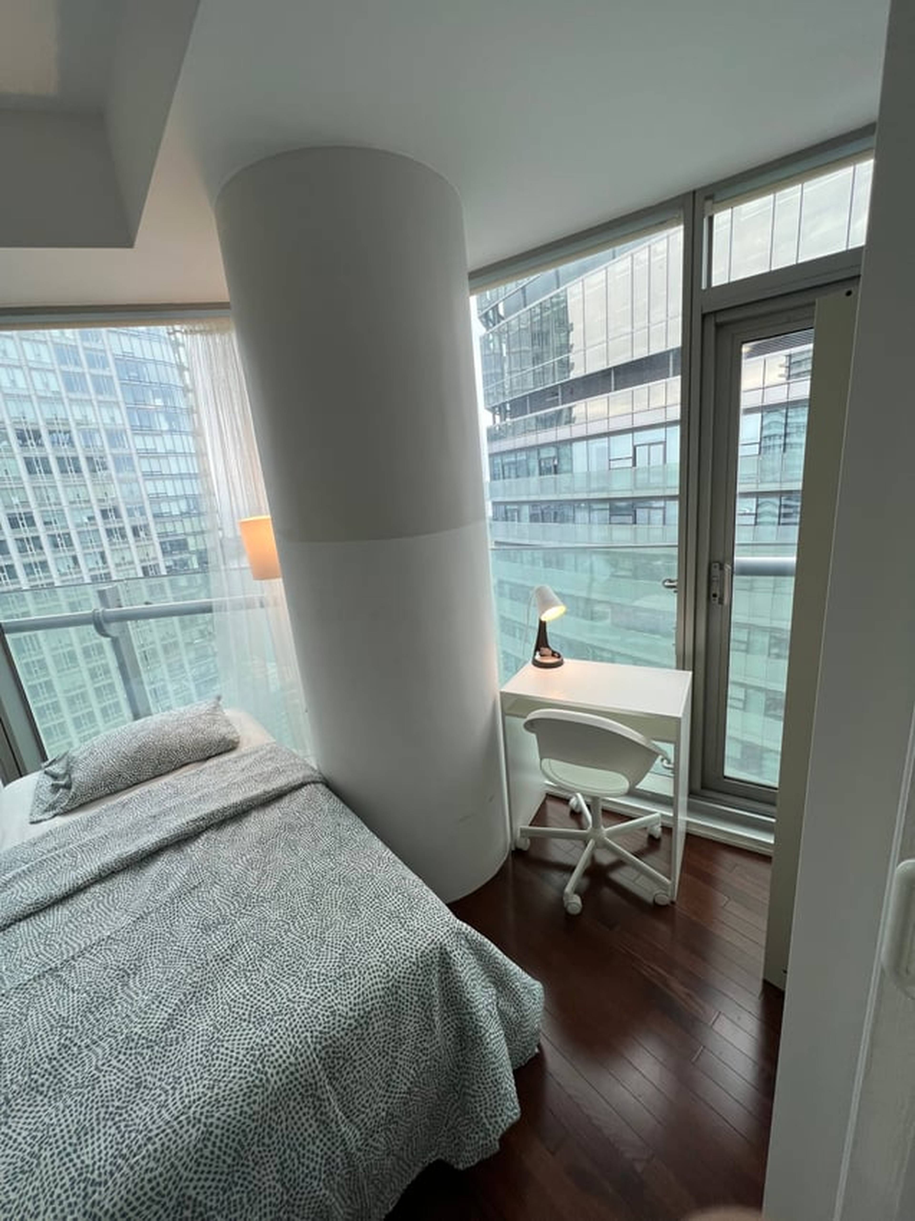 Room for rent $1,280 / month