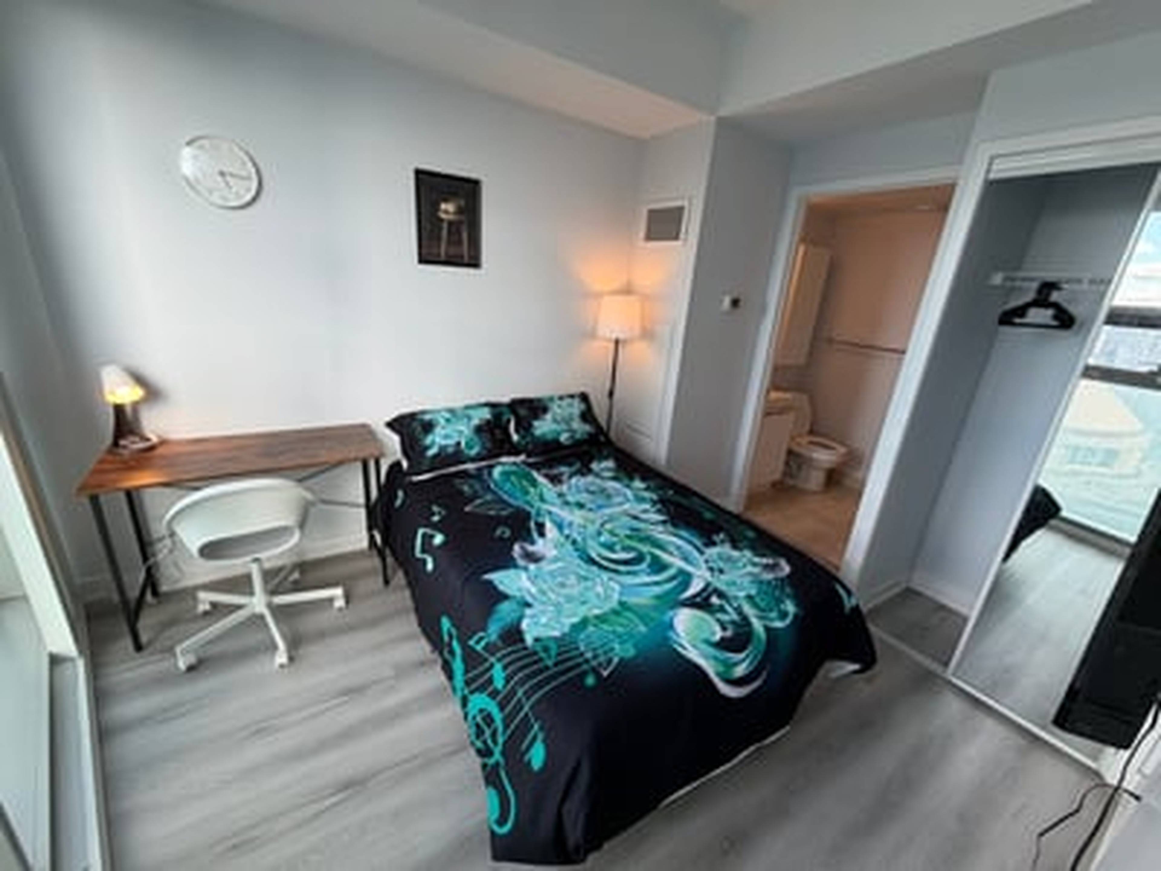Room for rent $1,200 / month
