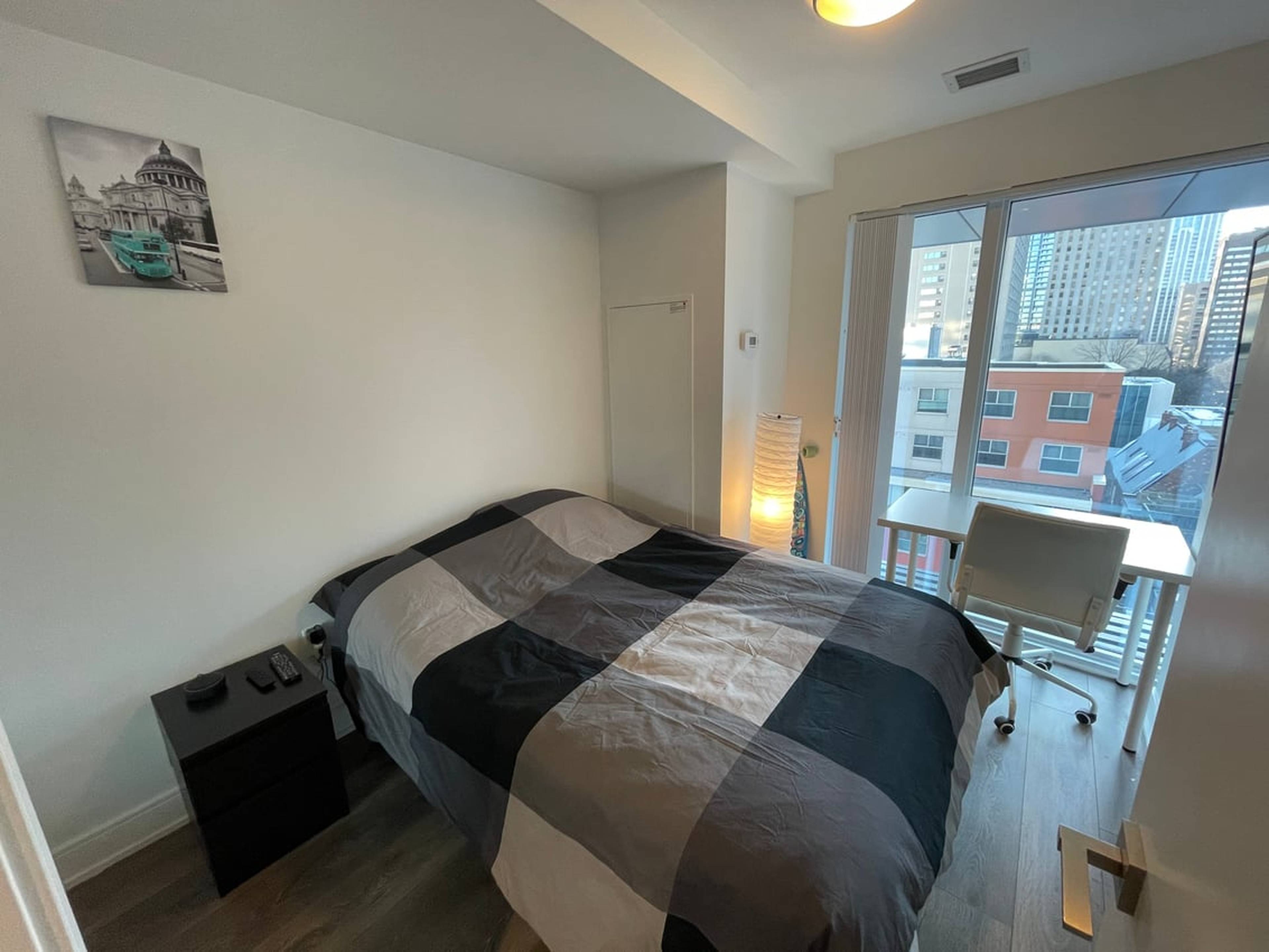 Room for rent $1,280 / month
