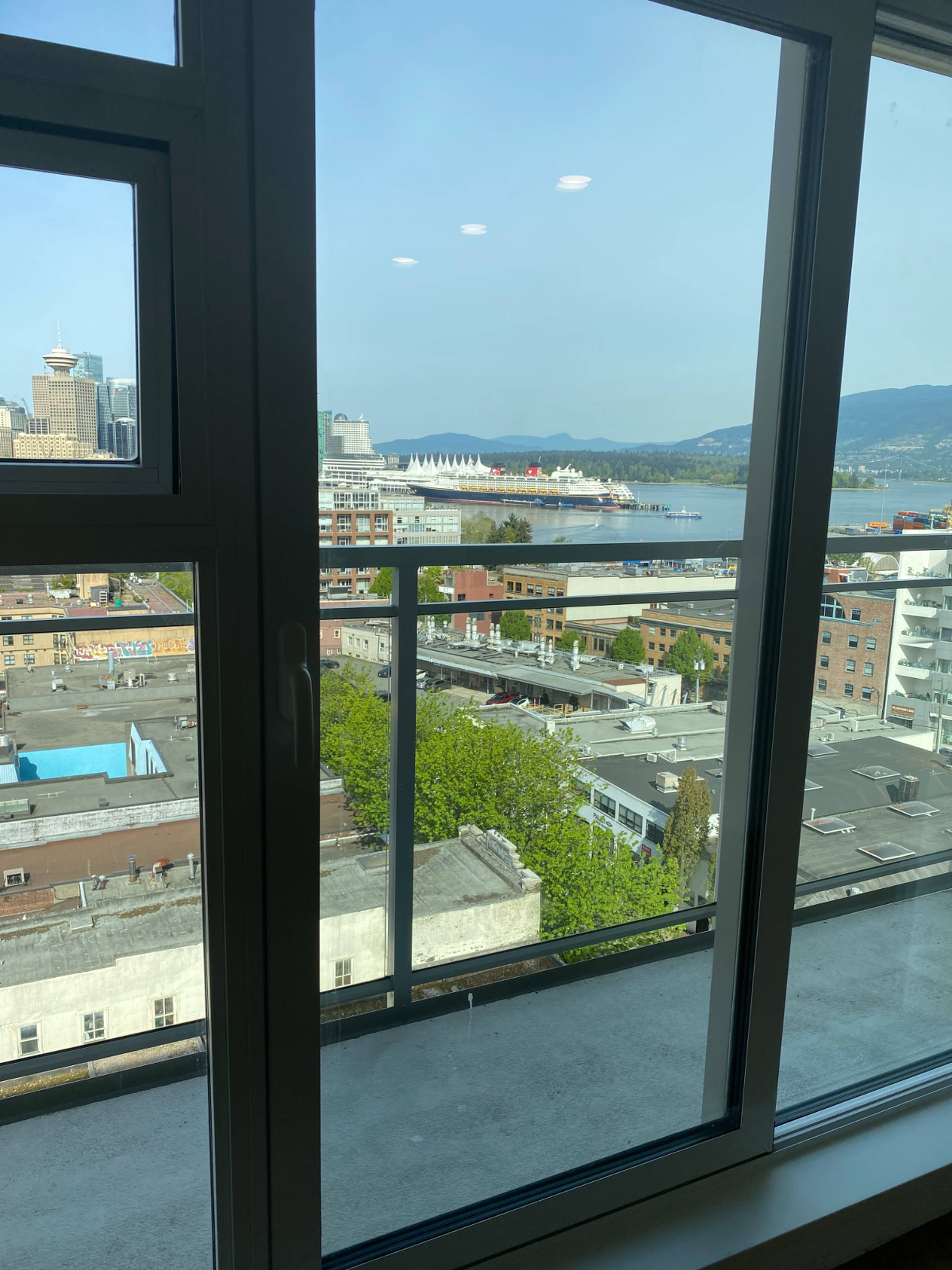 124 Dunlevy Ave 2