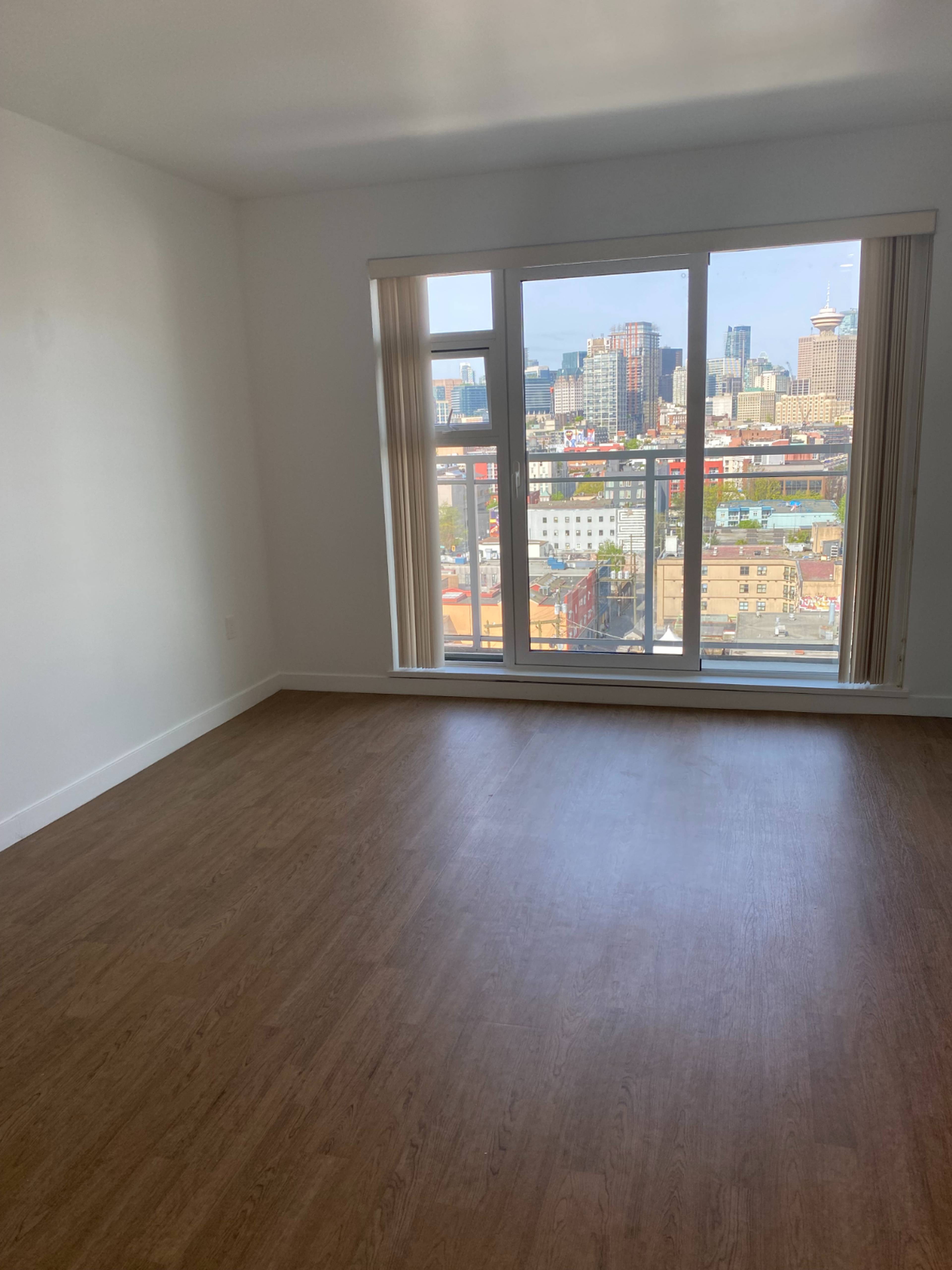 124 Dunlevy Ave 3