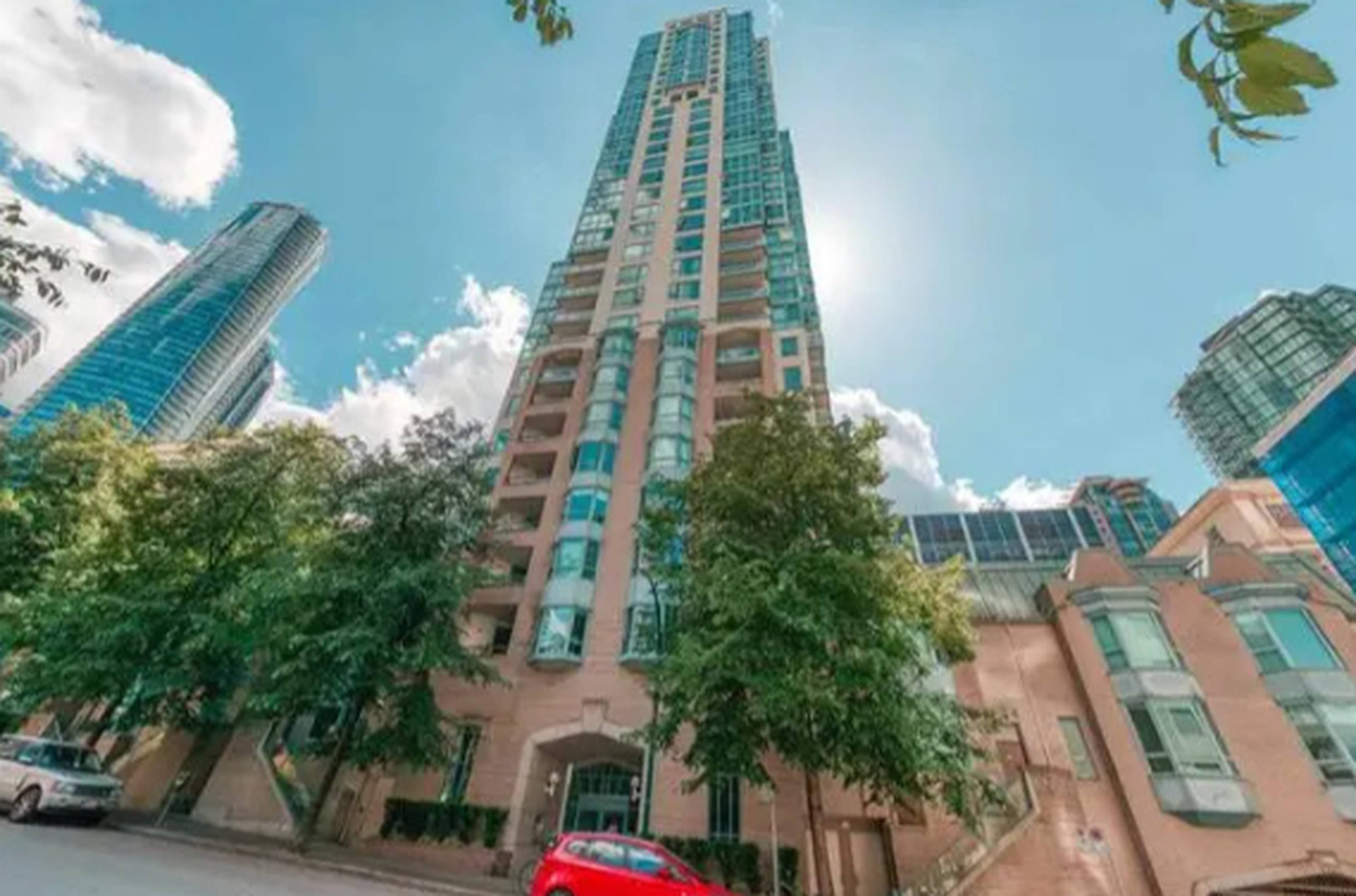 2 Bed  · 1 Bath for rent $3,345 / month