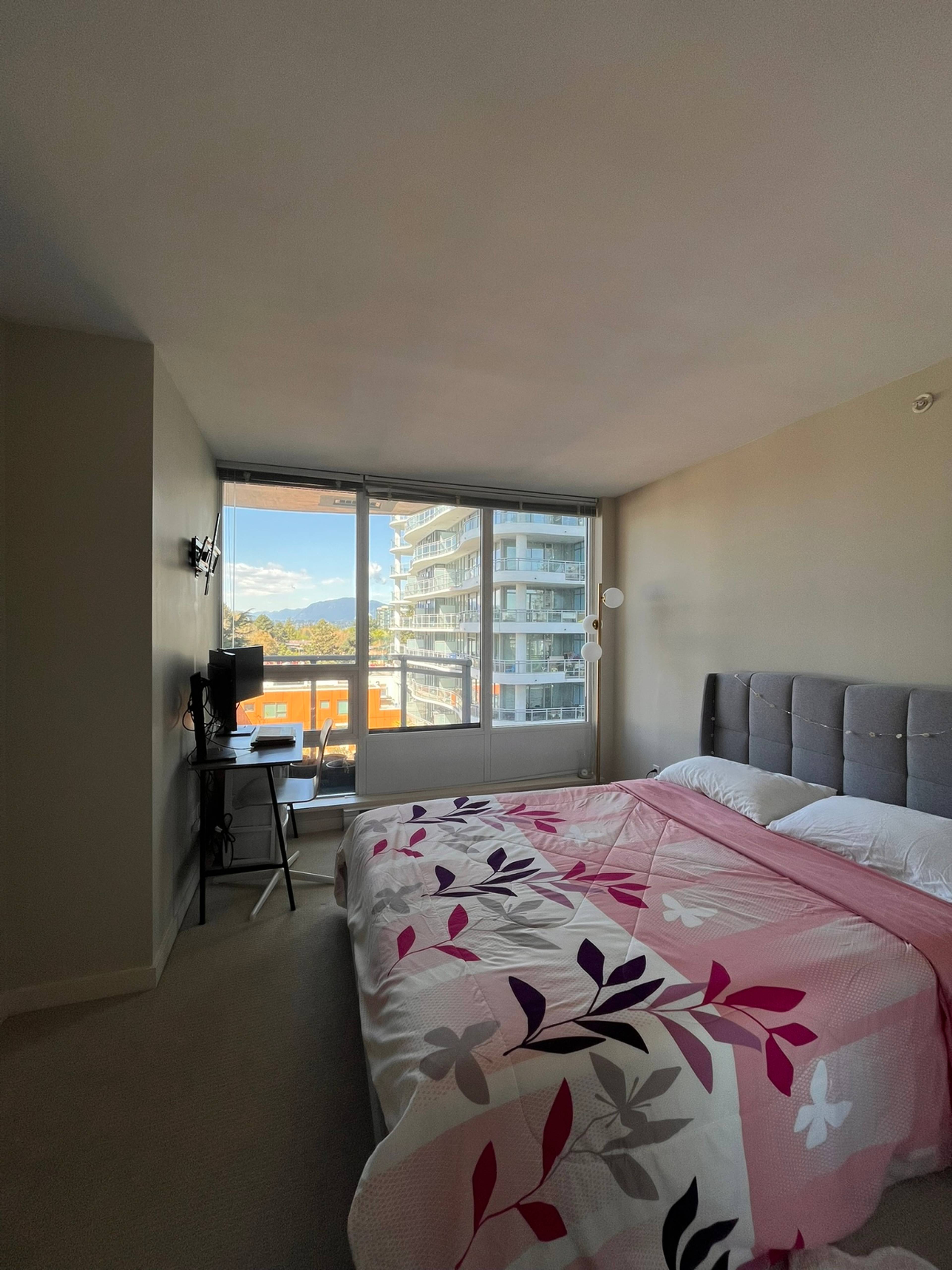 Room for rent $1,200 / month