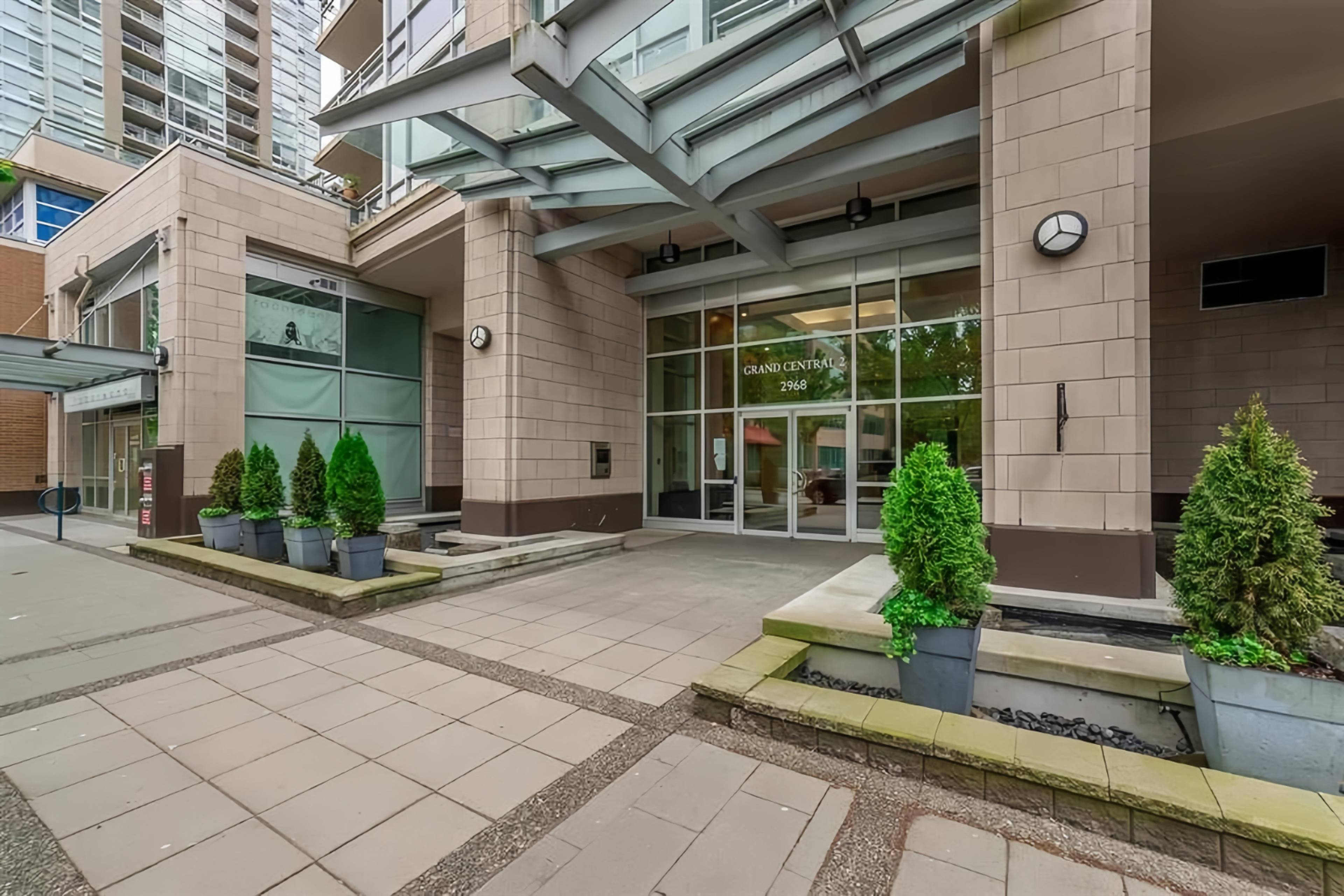 2 Bed  · 2 Bath for rent $2,600 / month