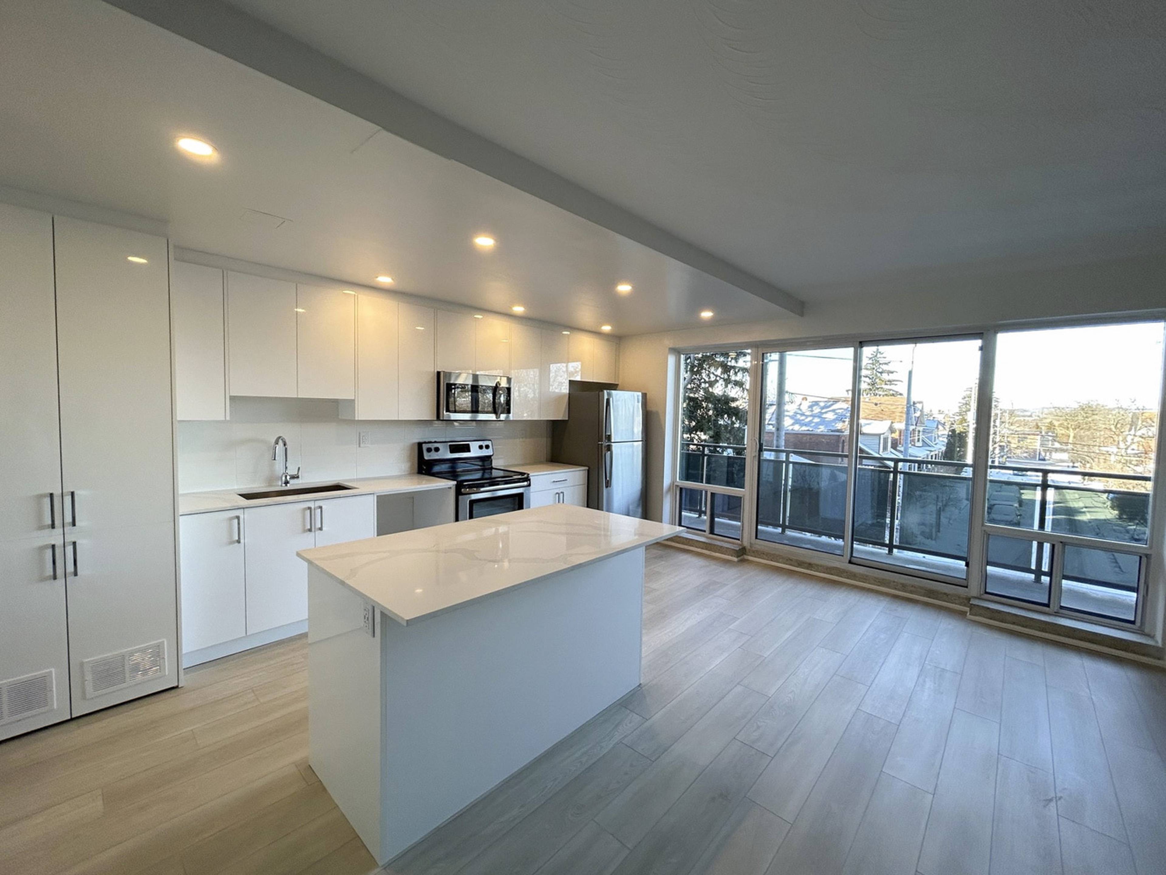 2 Bed  · 1 Bath for rent $1,925 / month