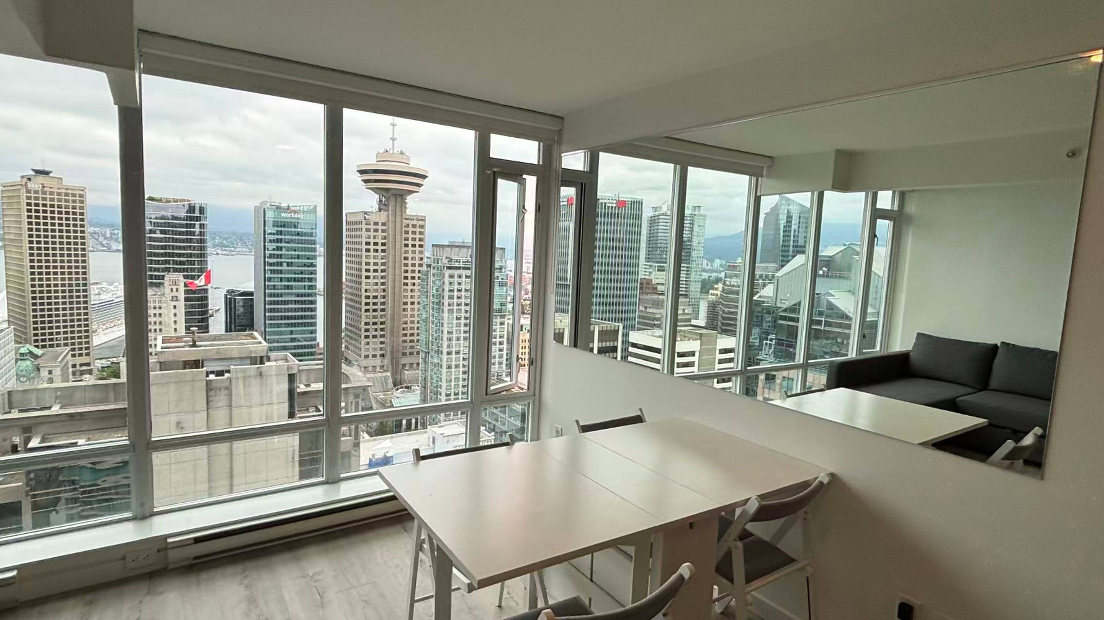 610 Granville St 7