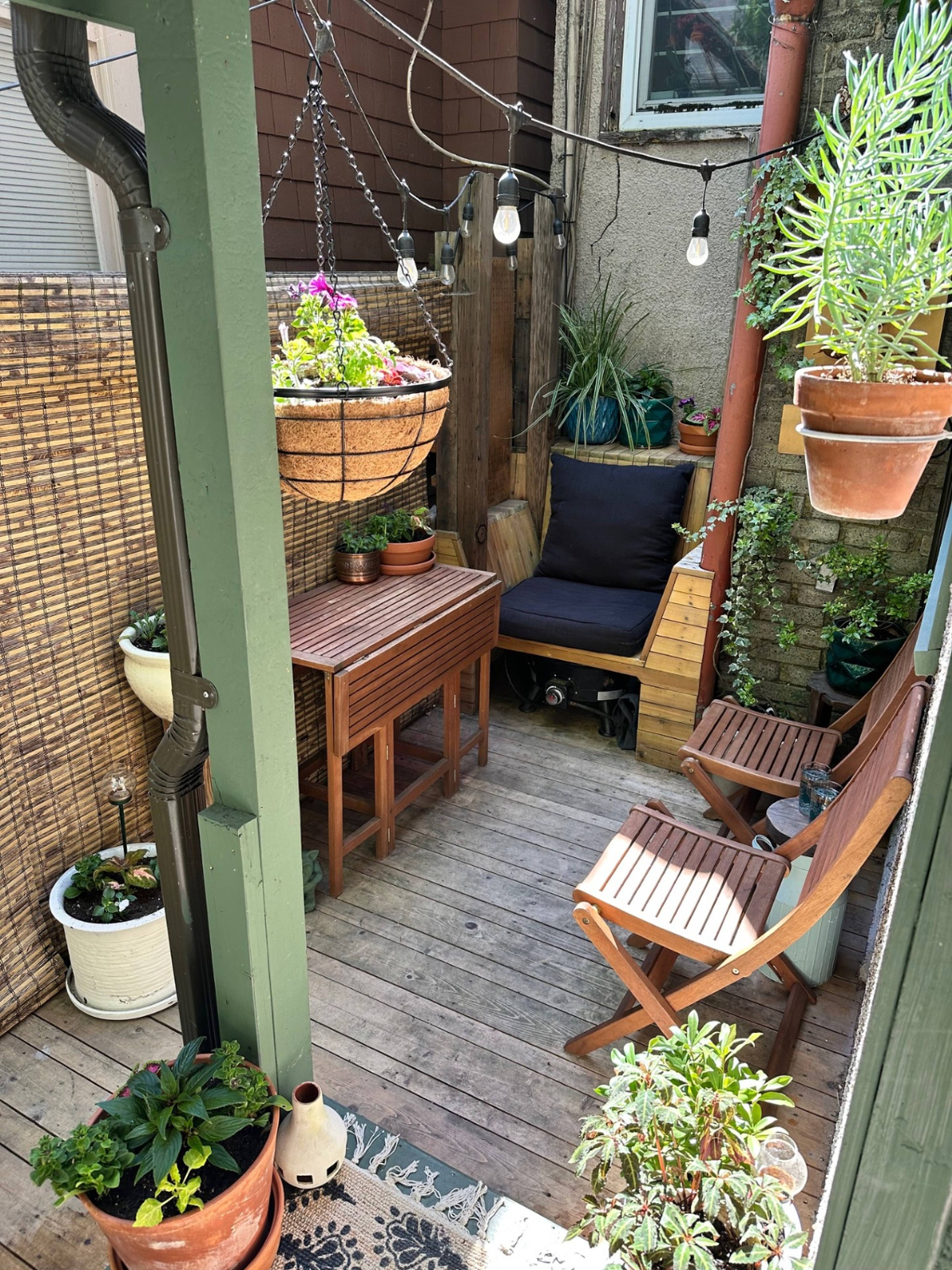 W 17th Ave 13
