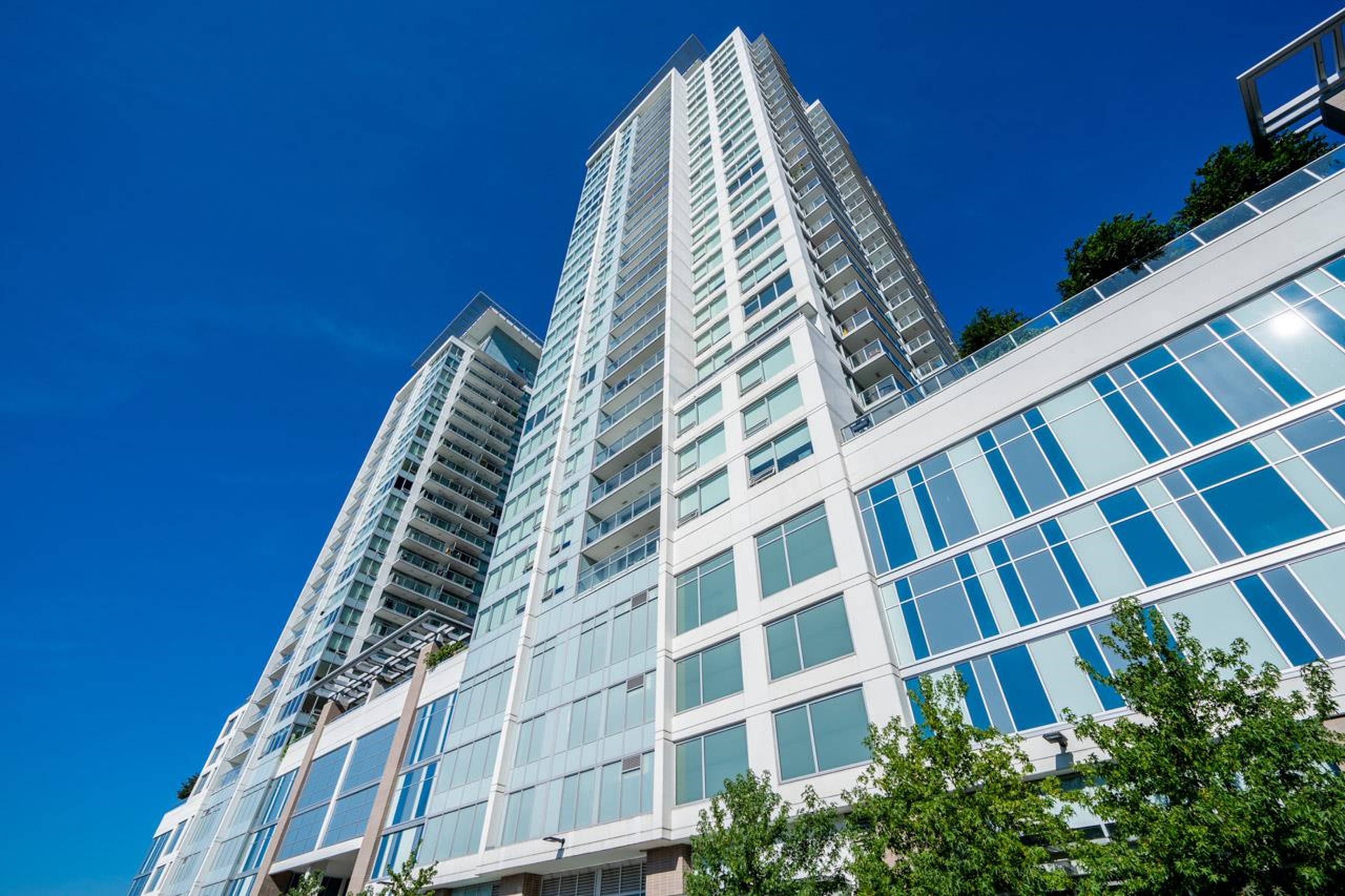 2 Bed  · 1 Bath for rent $2,600+ / month