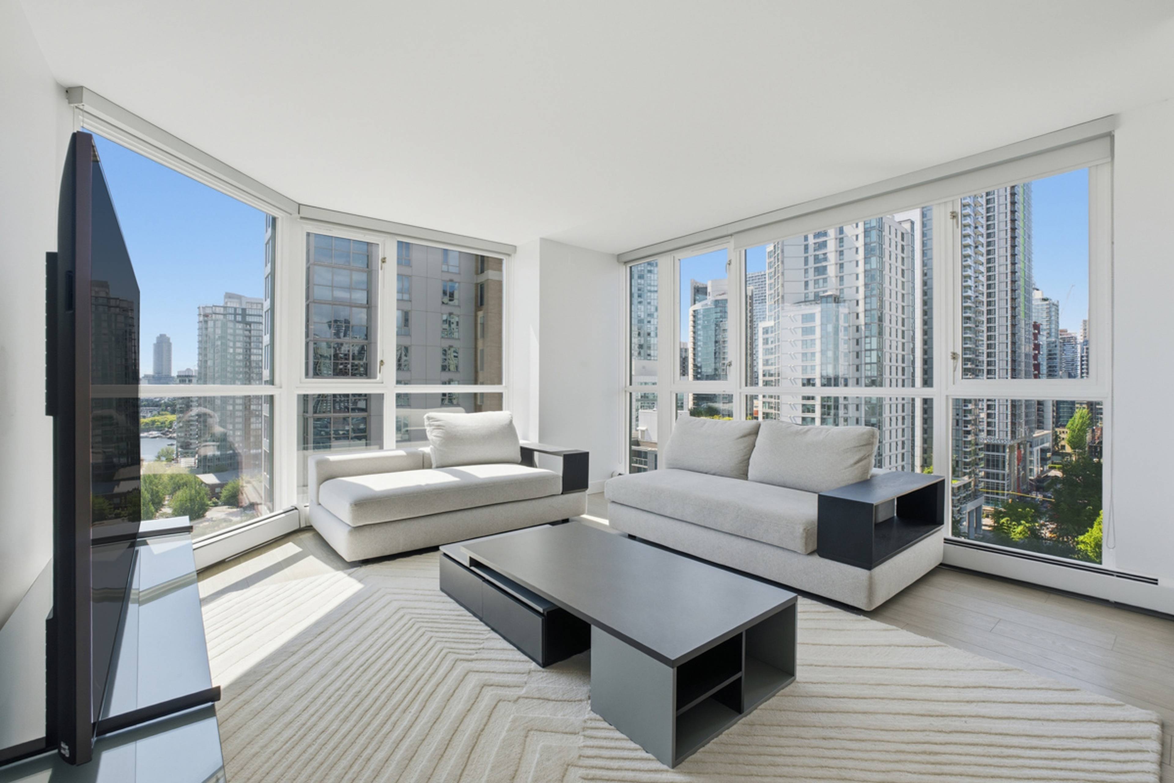 3 室  · 2 卫 for rent $5,350 / 月
