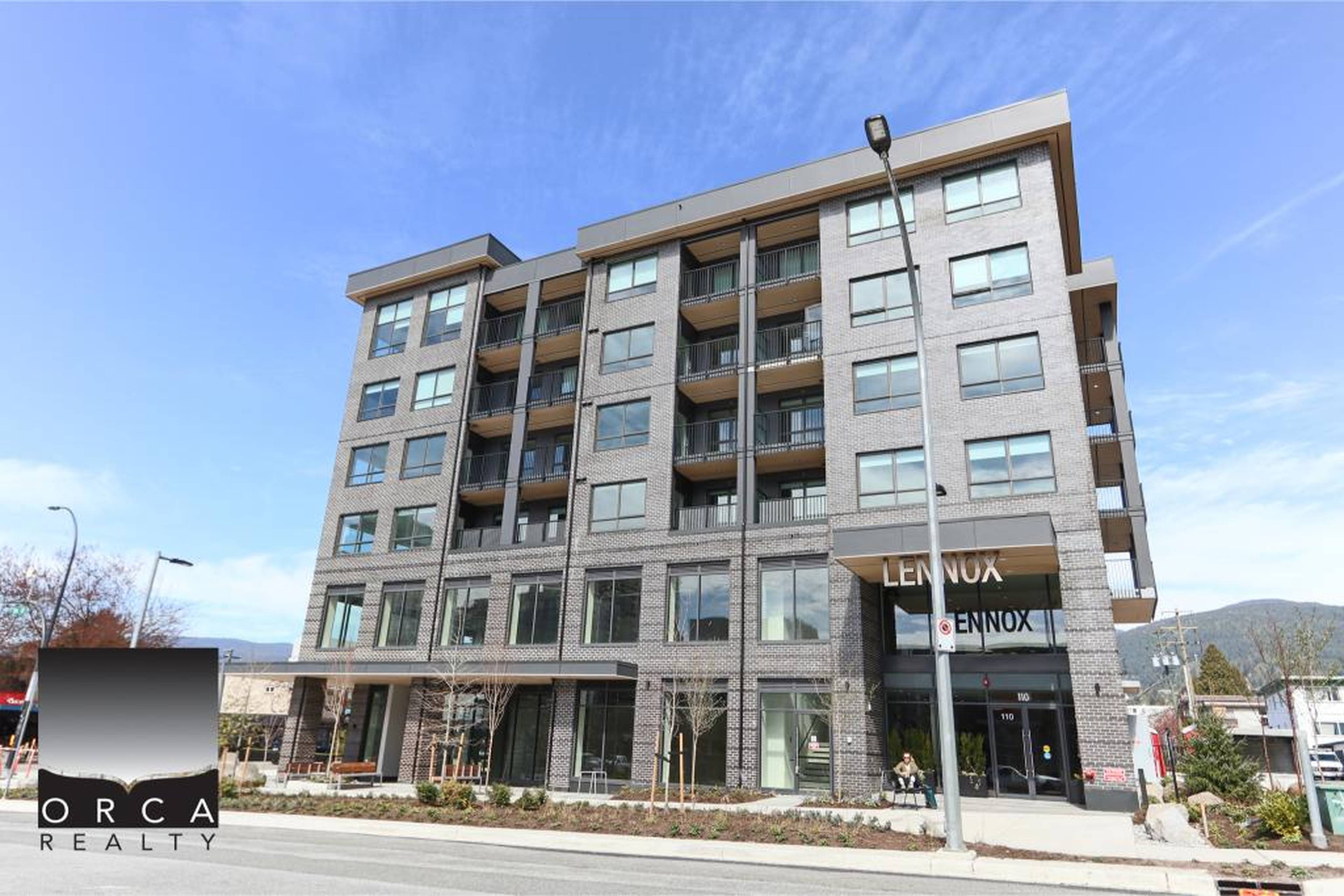1 ch.  · 1 s. de bains for rent $2,500 / mois